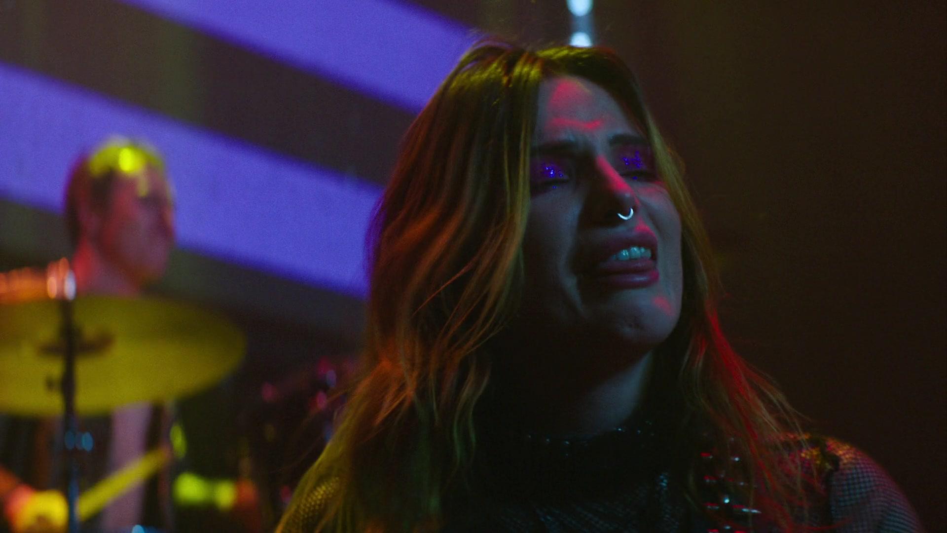 Paradise_City_2021_S01E08_1080p_BTD_002478.jpg