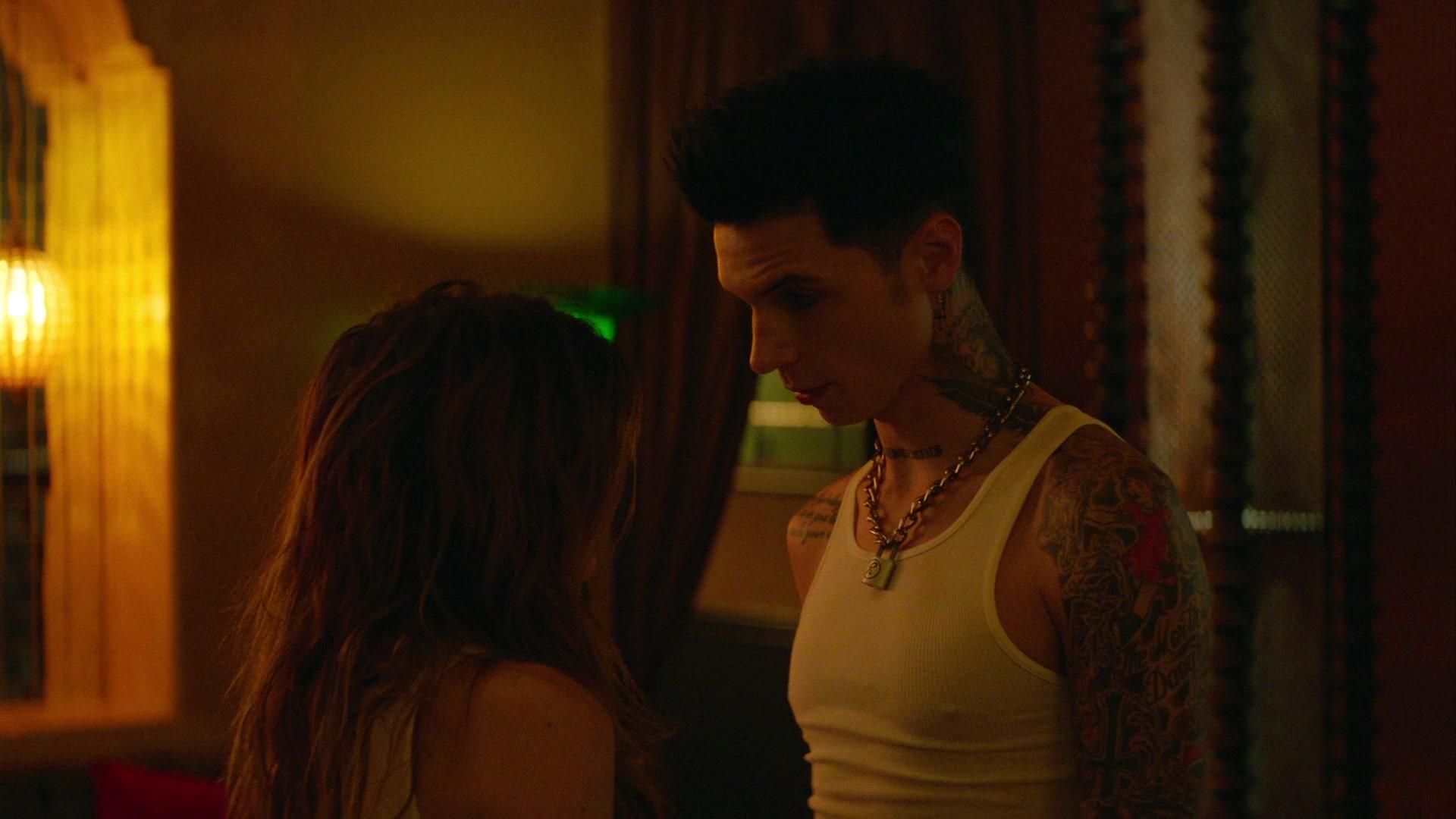 Paradise_City_2021_S01E08_1080p_BTD_002845.jpg