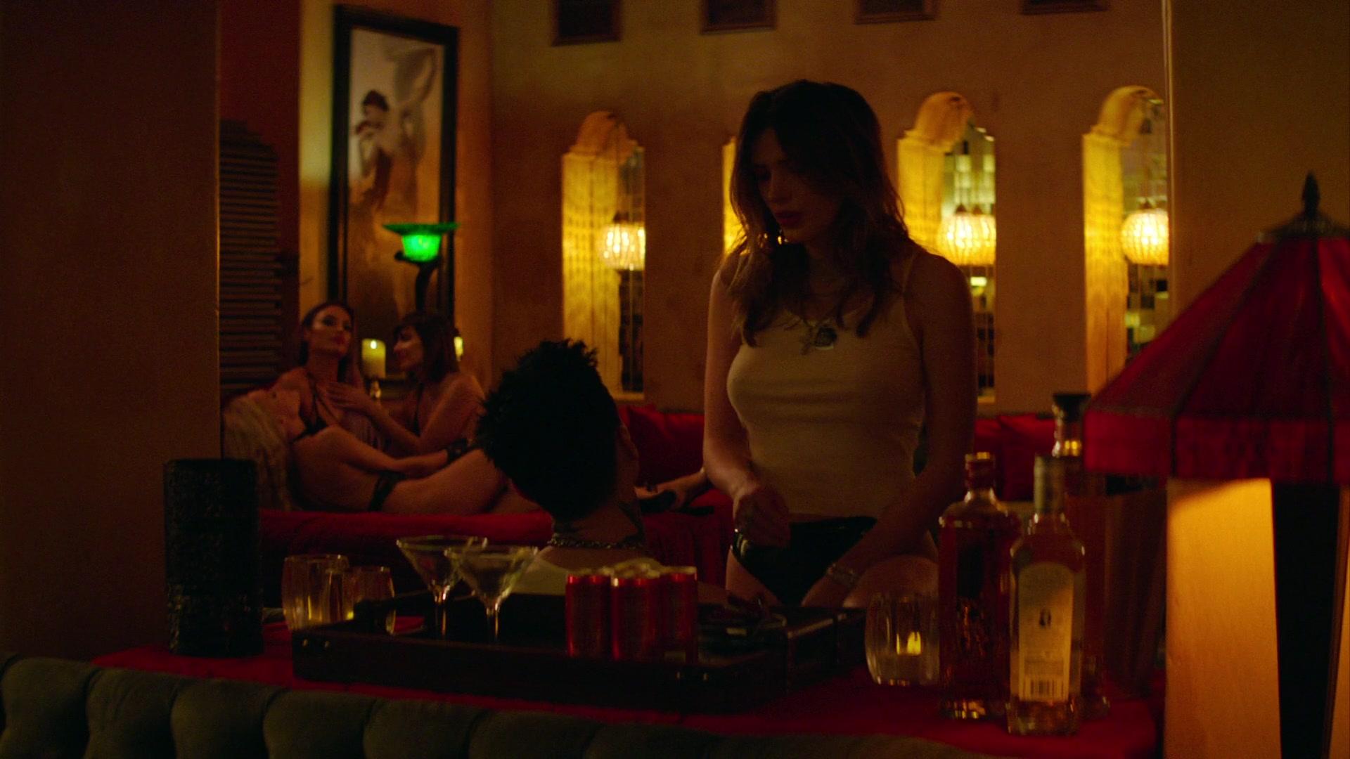 Paradise_City_2021_S01E08_1080p_BTD_002992.jpg