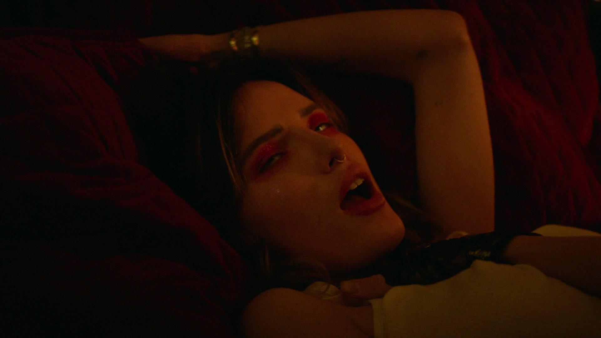Paradise_City_2021_S01E08_1080p_BTD_003626.jpg