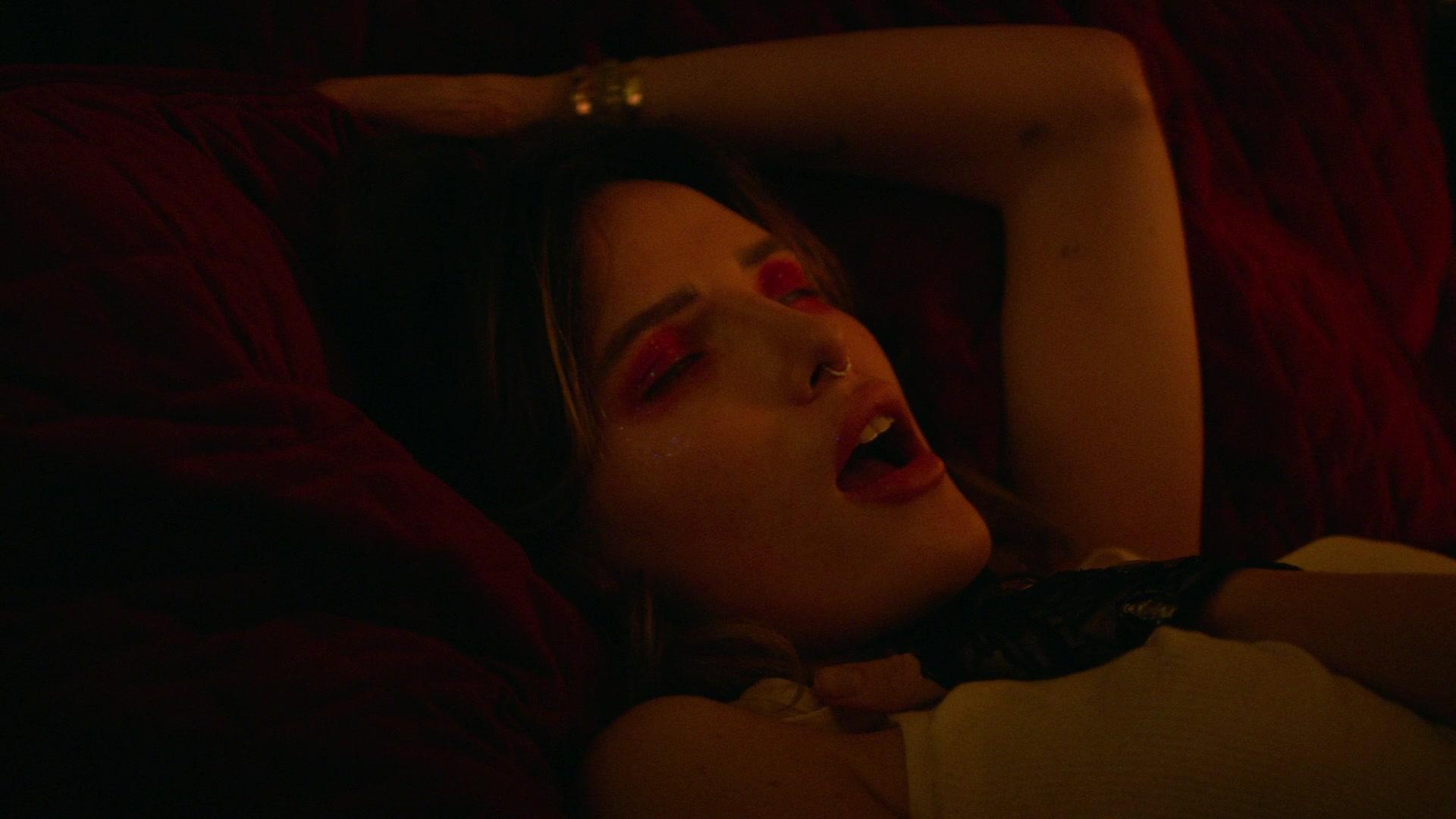 Paradise_City_2021_S01E08_1080p_BTD_003627.jpg