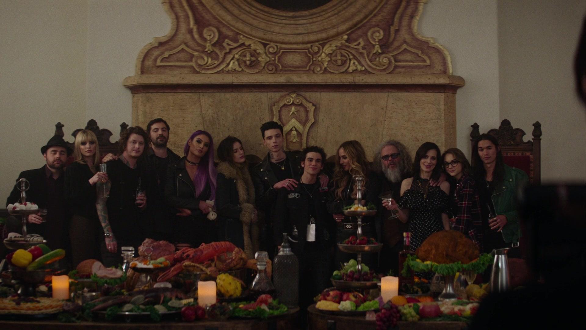 Paradise_City_2021_S01E08_1080p_BTD_005112.jpg