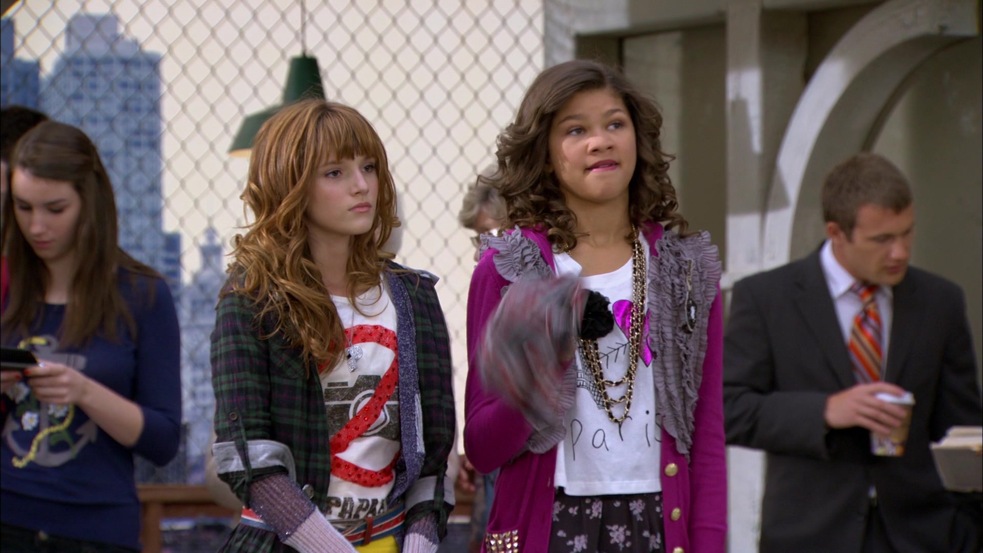 Shake_It_Up_S01E01_1080p_BTD_000267.jpg