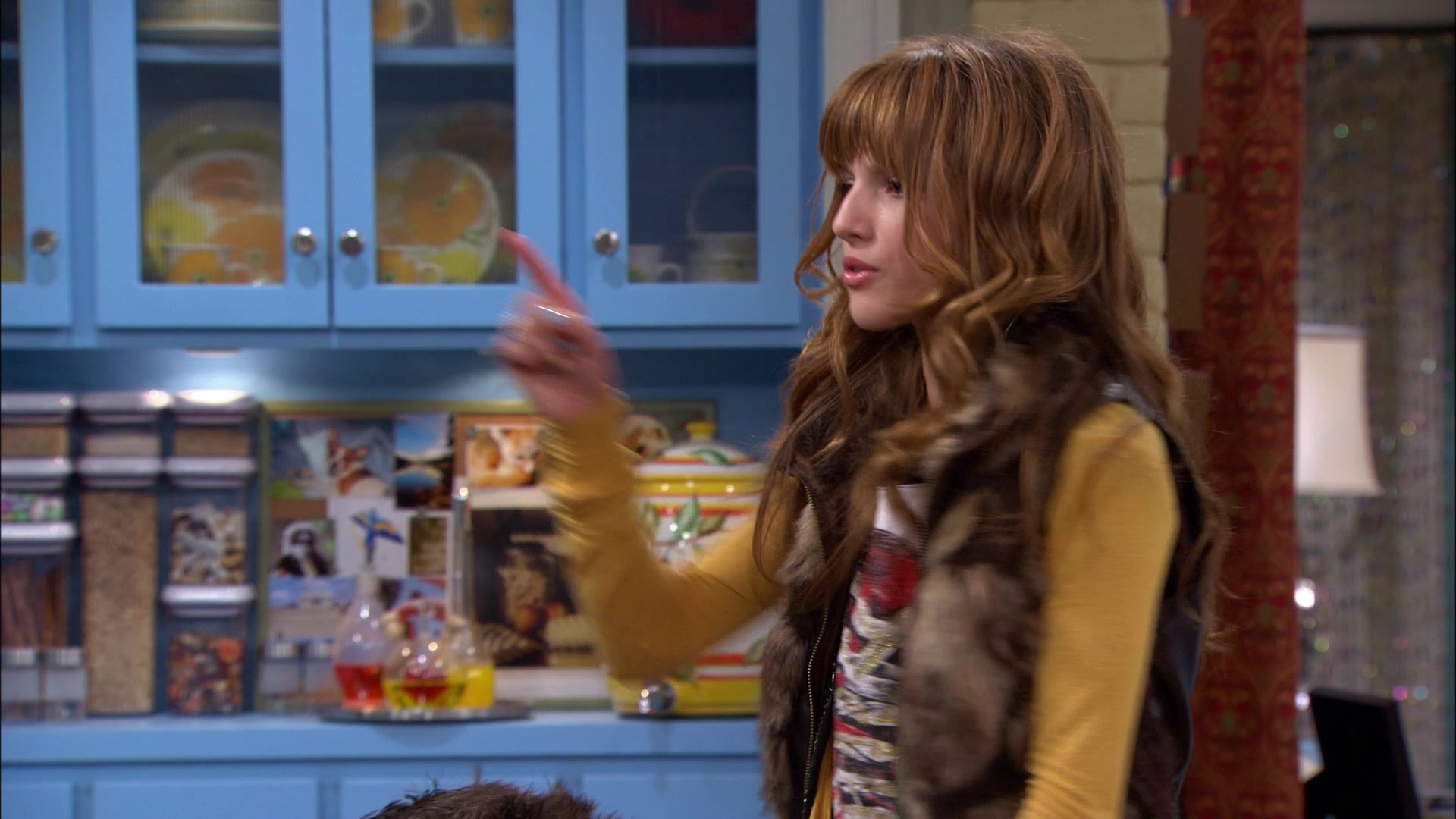 Shake_It_Up_S01E01_1080p_BTD_000677.jpg