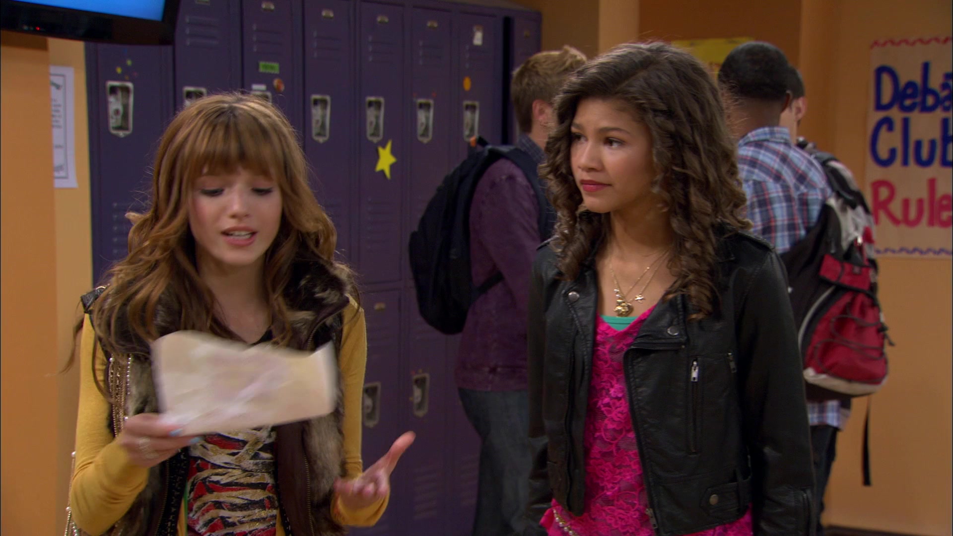 Shake_It_Up_S01E01_1080p_BTD_000890.jpg