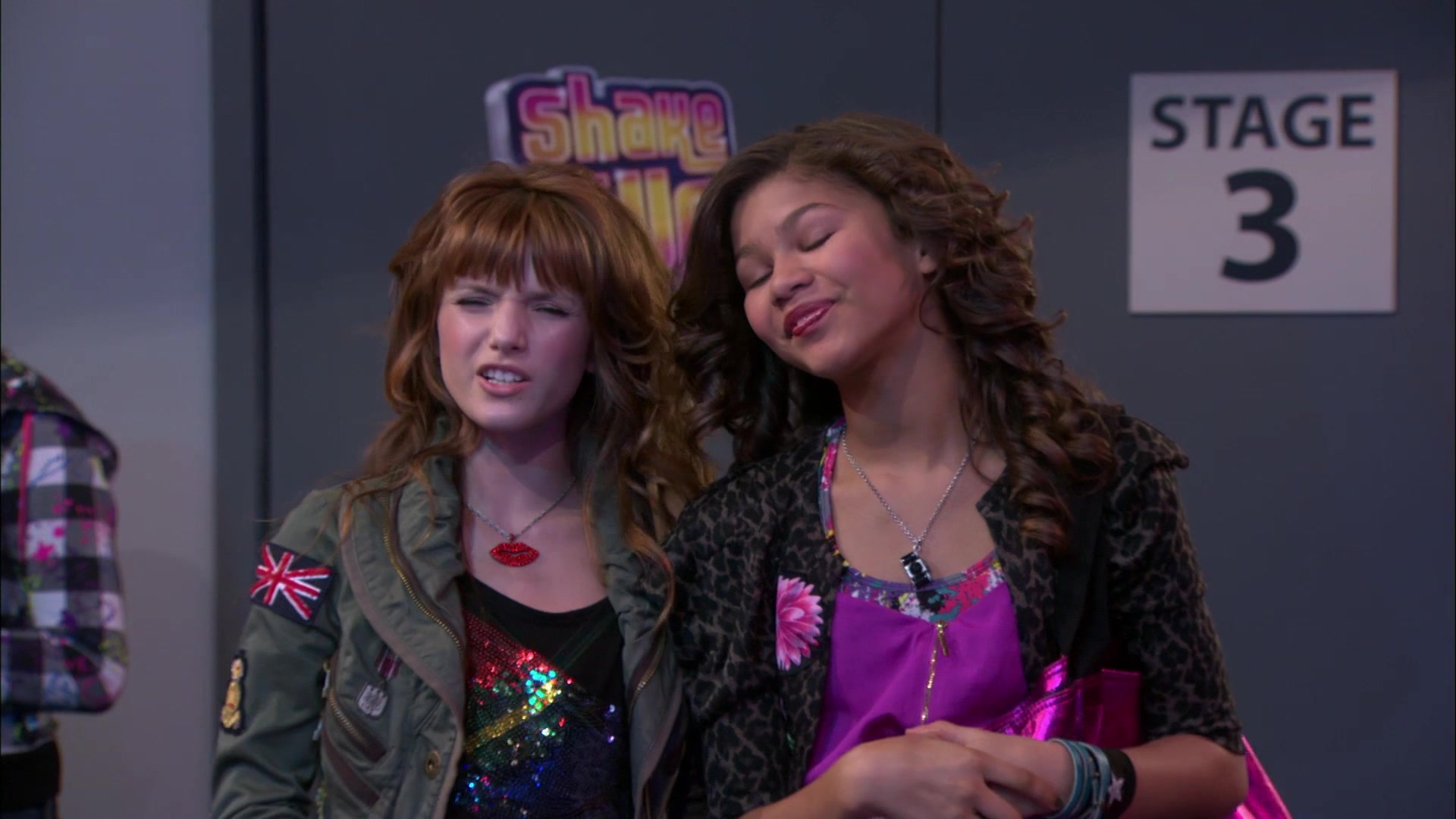 Shake_It_Up_S01E01_1080p_BTD_001388.jpg