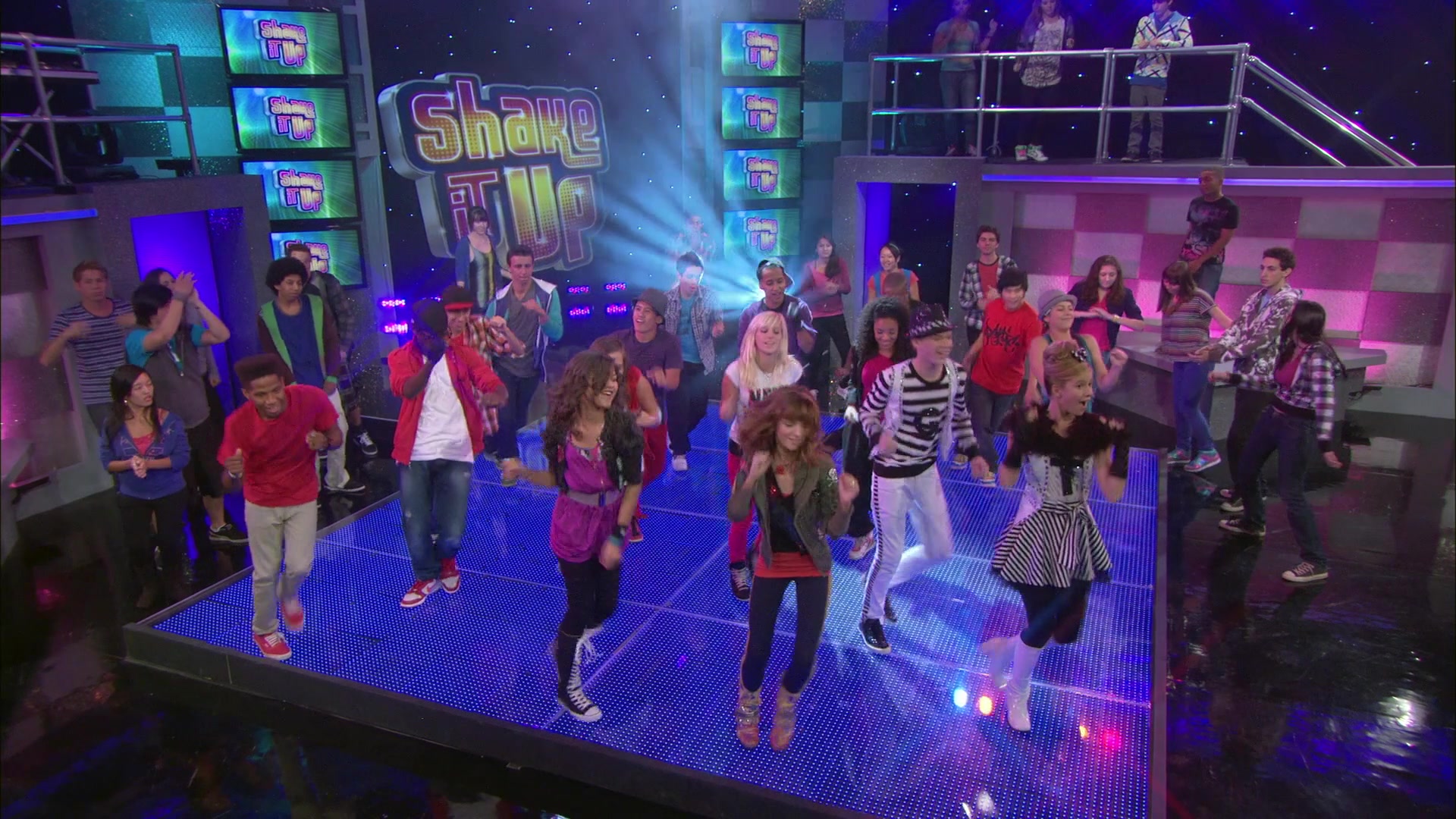 Shake_It_Up_S01E01_1080p_BTD_001554.jpg