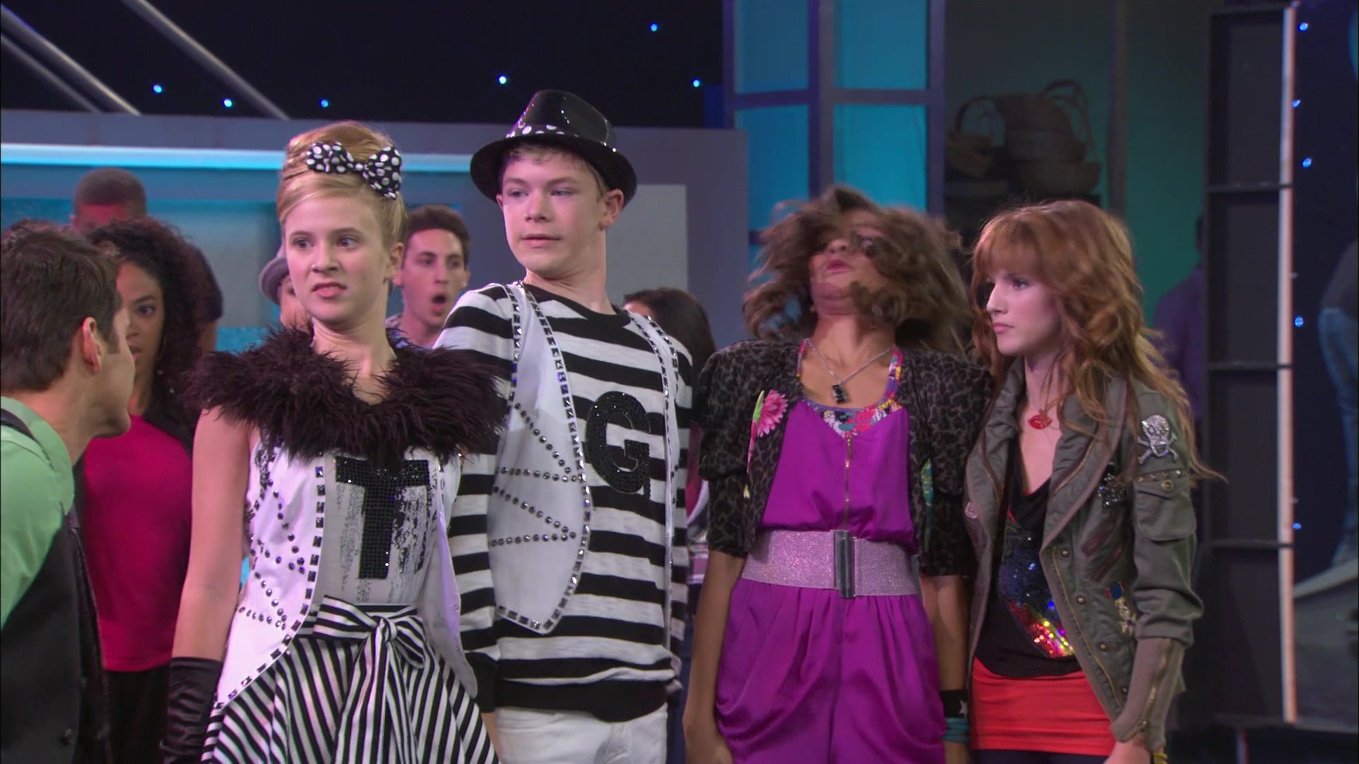 Shake_It_Up_S01E01_1080p_BTD_001619.jpg