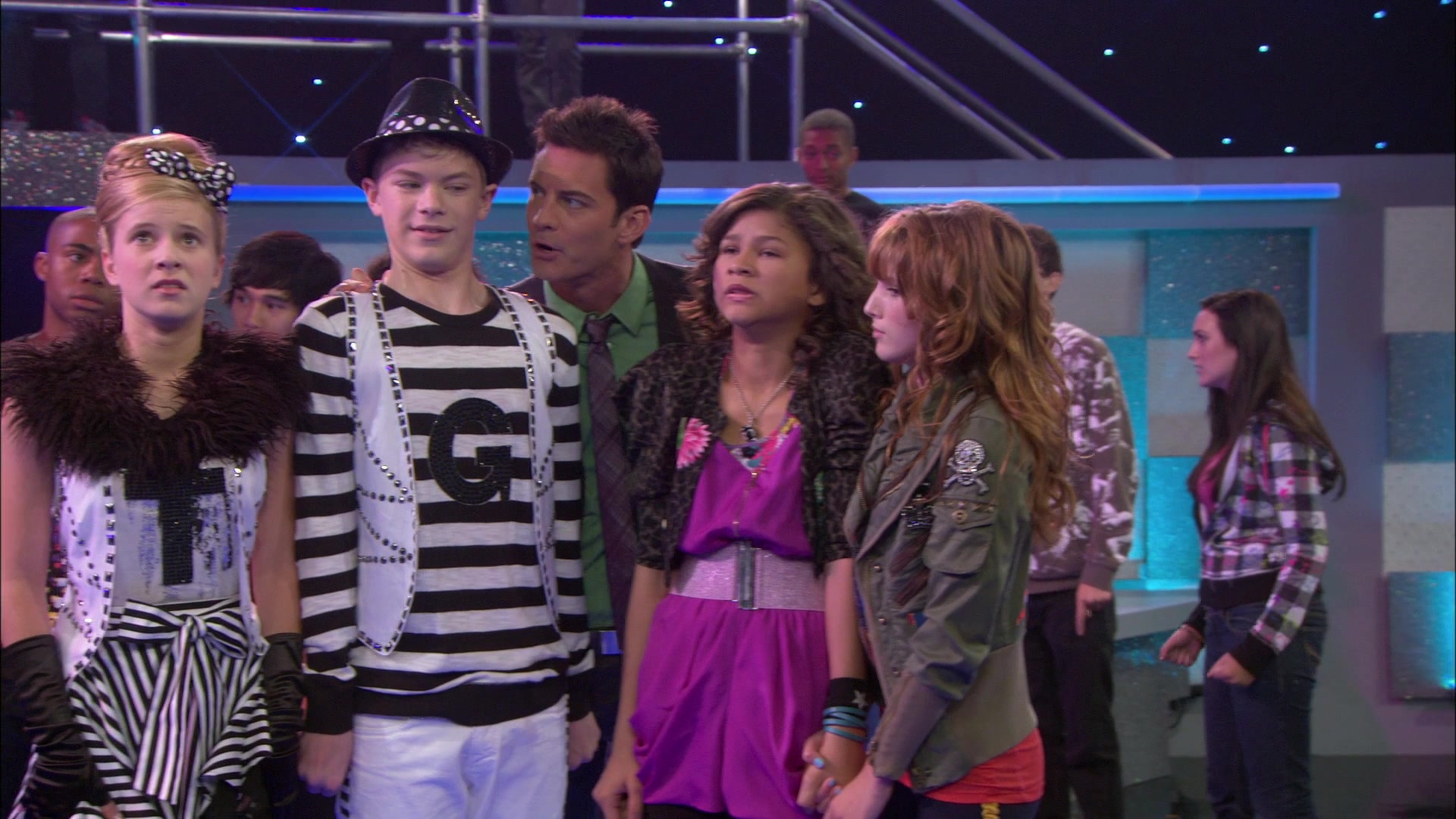 Shake_It_Up_S01E01_1080p_BTD_001641.jpg Shake_It_Up_S01E01_1080p_BTD_001641.jpg