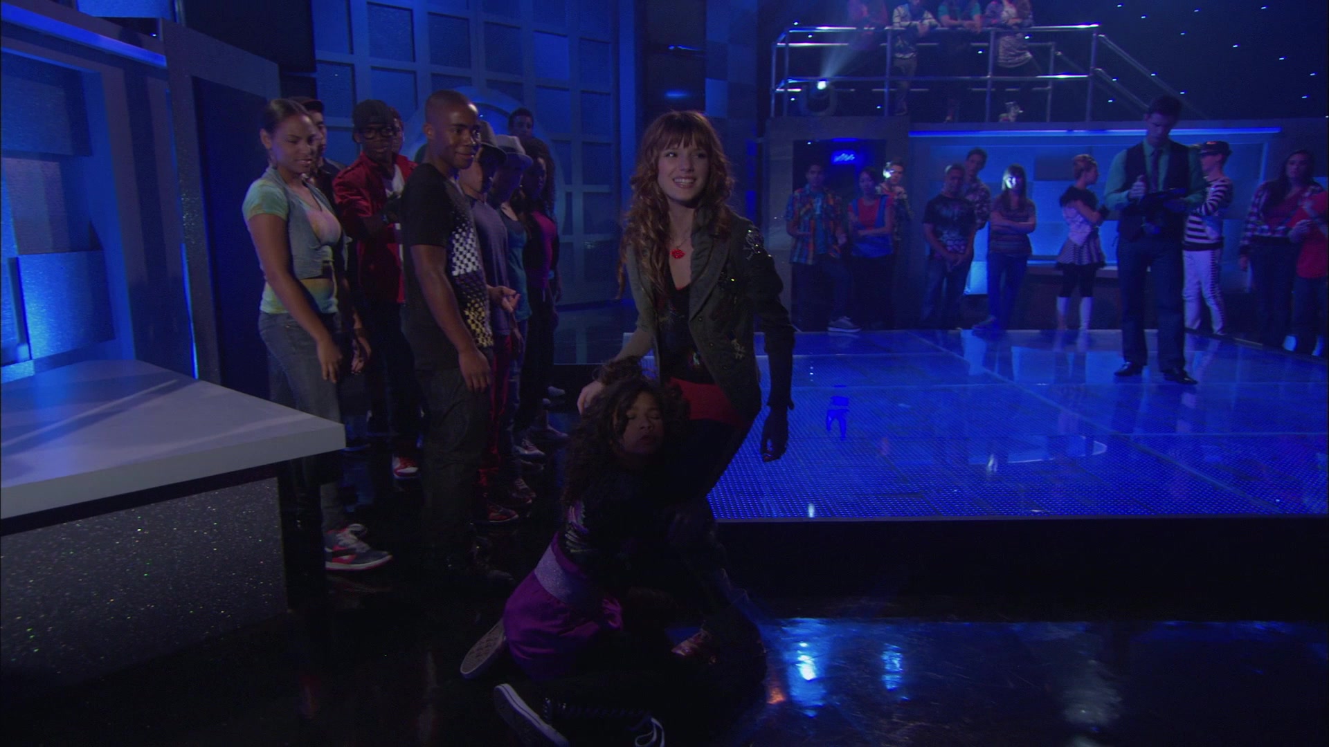 Shake_It_Up_S01E01_1080p_BTD_001733.jpg