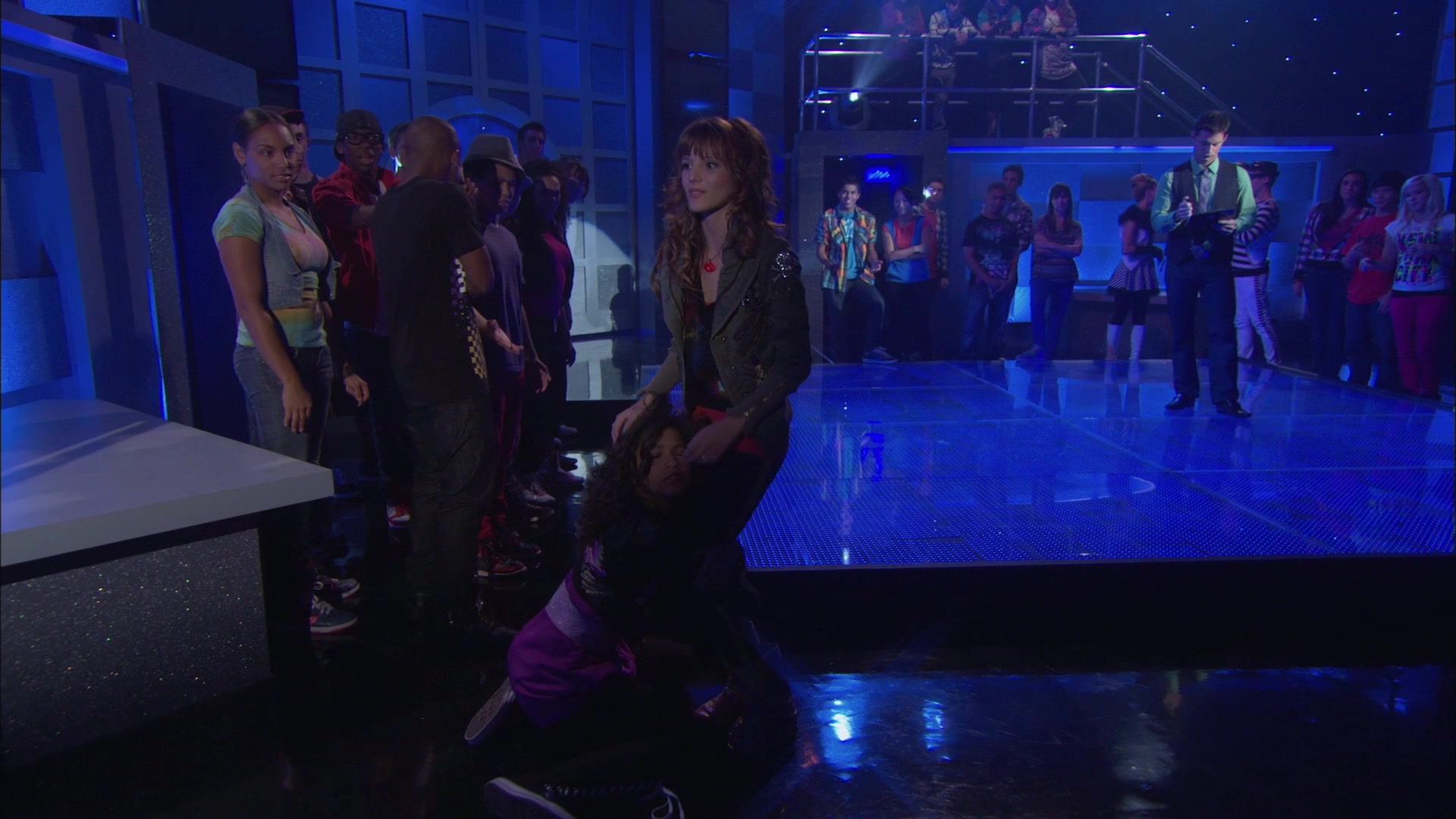 Shake_It_Up_S01E01_1080p_BTD_001735.jpg