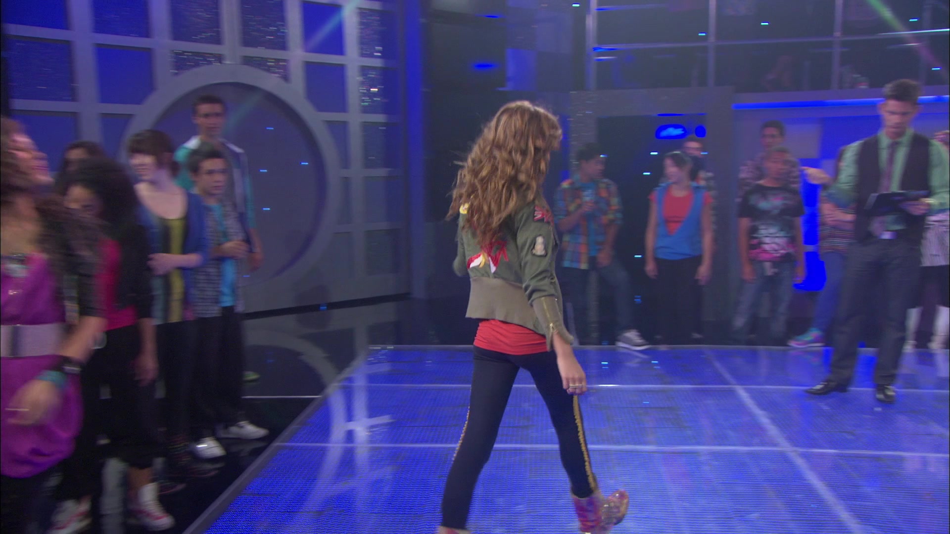 Shake_It_Up_S01E01_1080p_BTD_001875.jpg