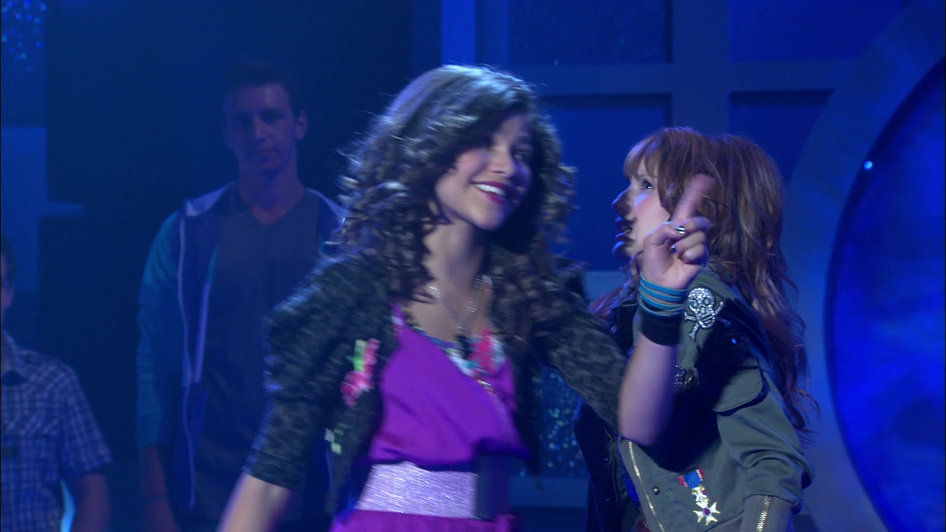 Shake_It_Up_S01E01_1080p_BTD_001998.jpg