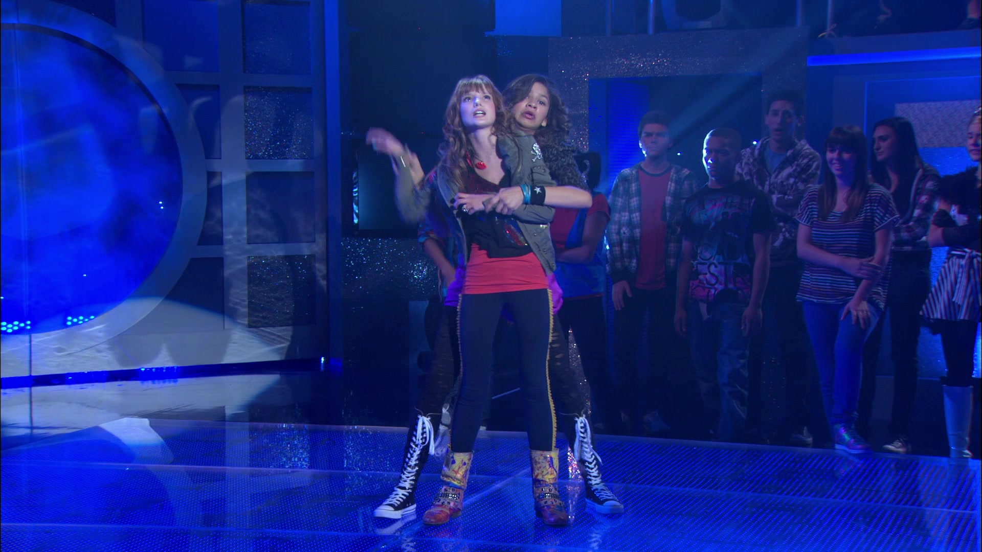 Shake_It_Up_S01E01_1080p_BTD_002012.jpg