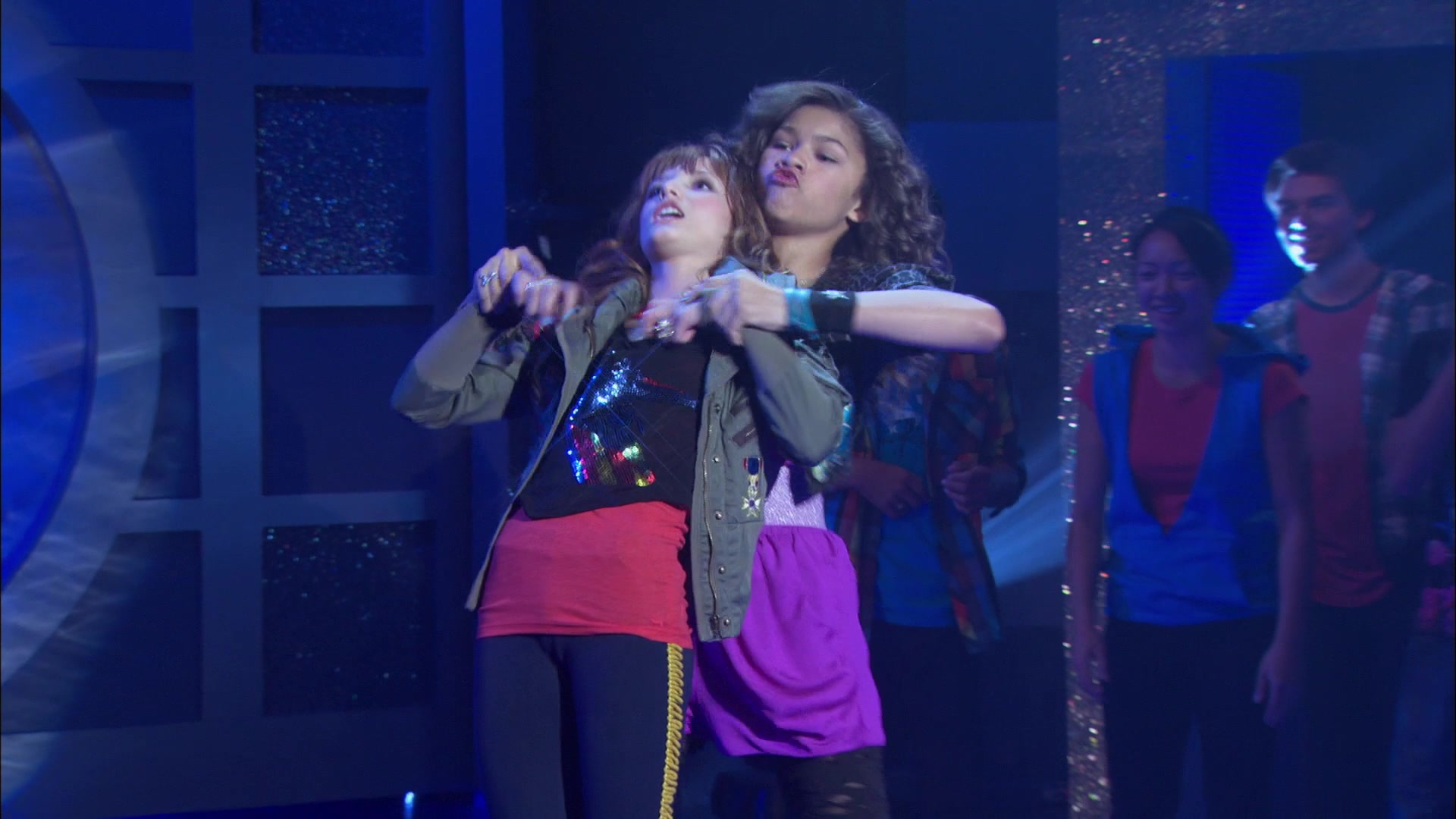 Shake_It_Up_S01E01_1080p_BTD_002034.jpg
