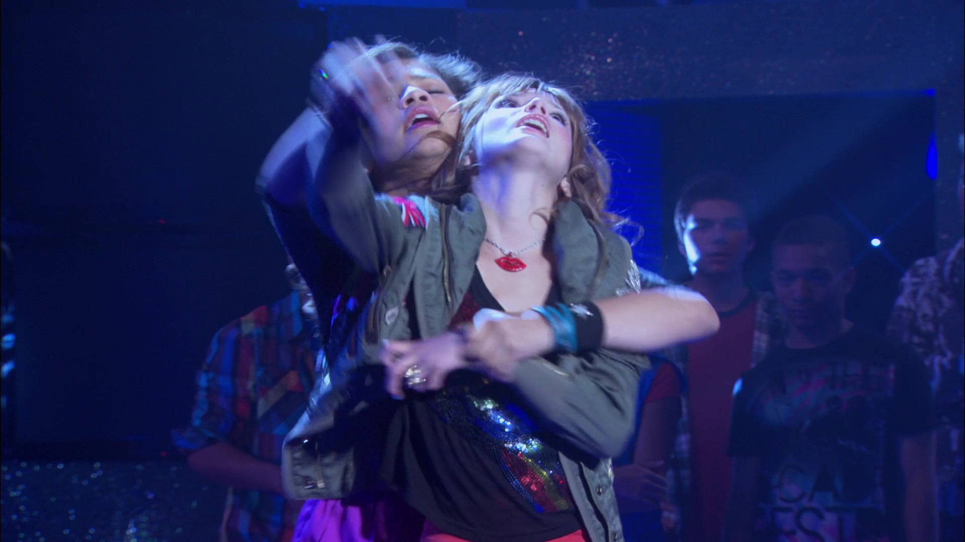 Shake_It_Up_S01E01_1080p_BTD_002054.jpg