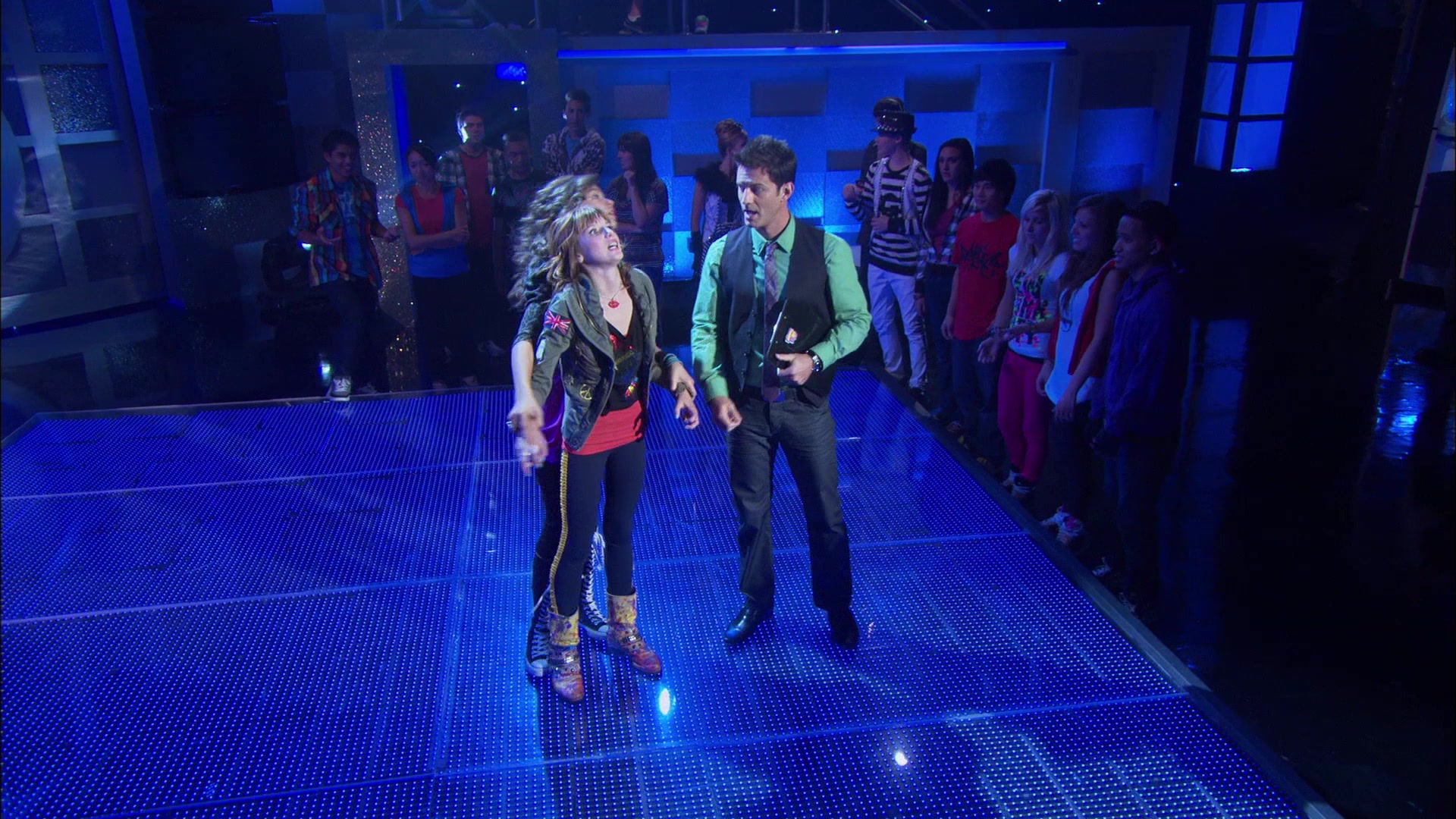 Shake_It_Up_S01E01_1080p_BTD_002060.jpg Shake_It_Up_S01E01_1080p_BTD_002060.jpg
