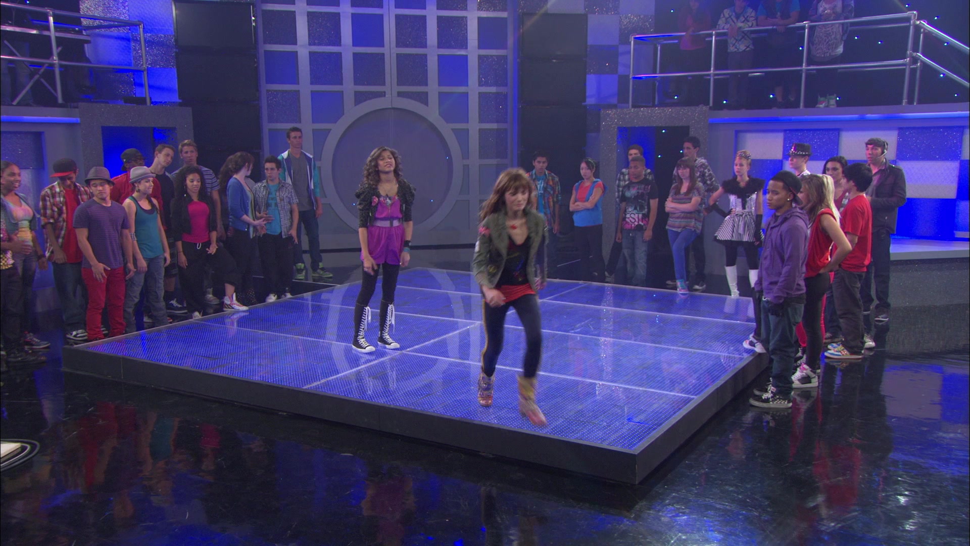 Shake_It_Up_S01E01_1080p_BTD_002100.jpg
