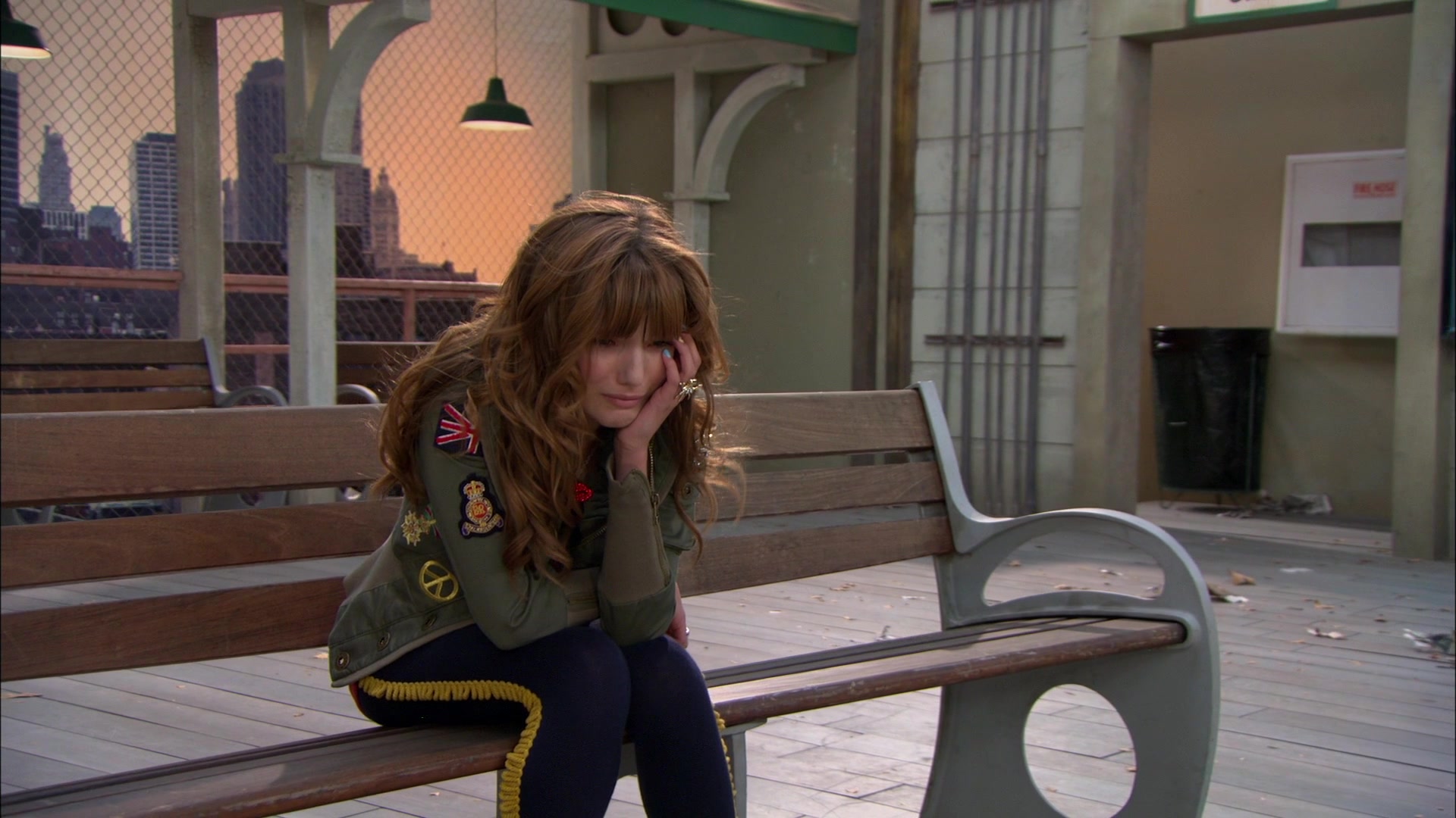 Shake_It_Up_S01E01_1080p_BTD_002134.jpg