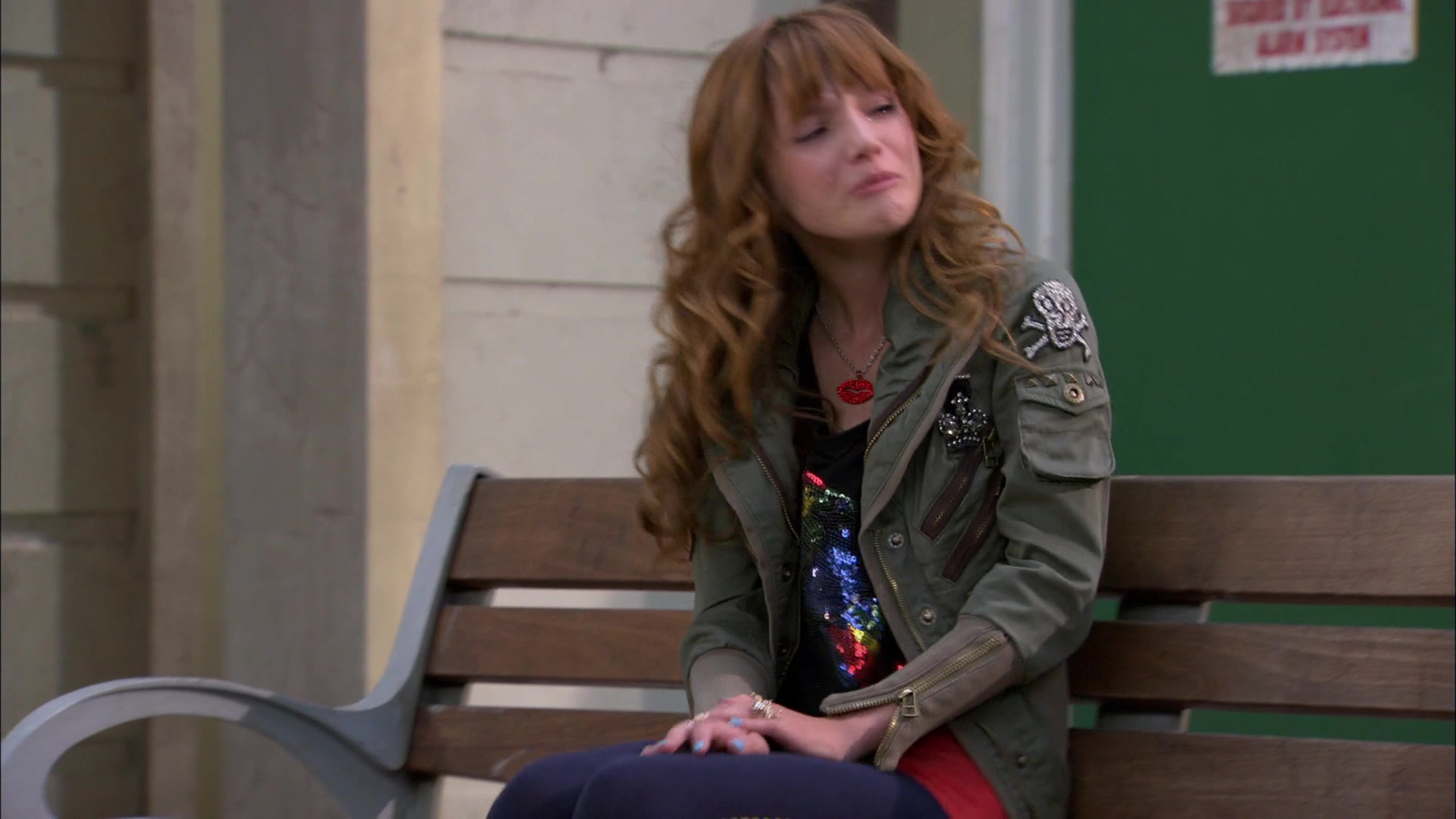 Shake_It_Up_S01E01_1080p_BTD_002181.jpg