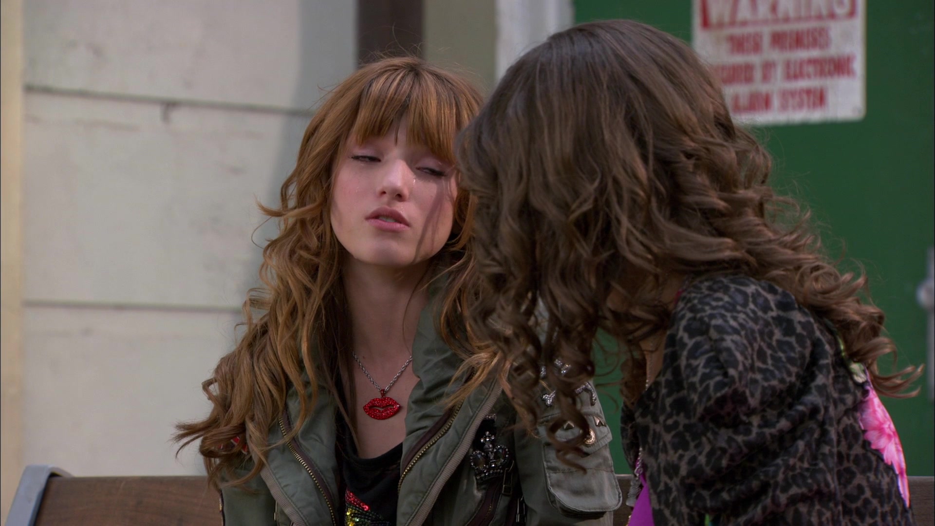 Shake_It_Up_S01E01_1080p_BTD_002215.jpg Shake_It_Up_S01E01_1080p_BTD_002215.jpg