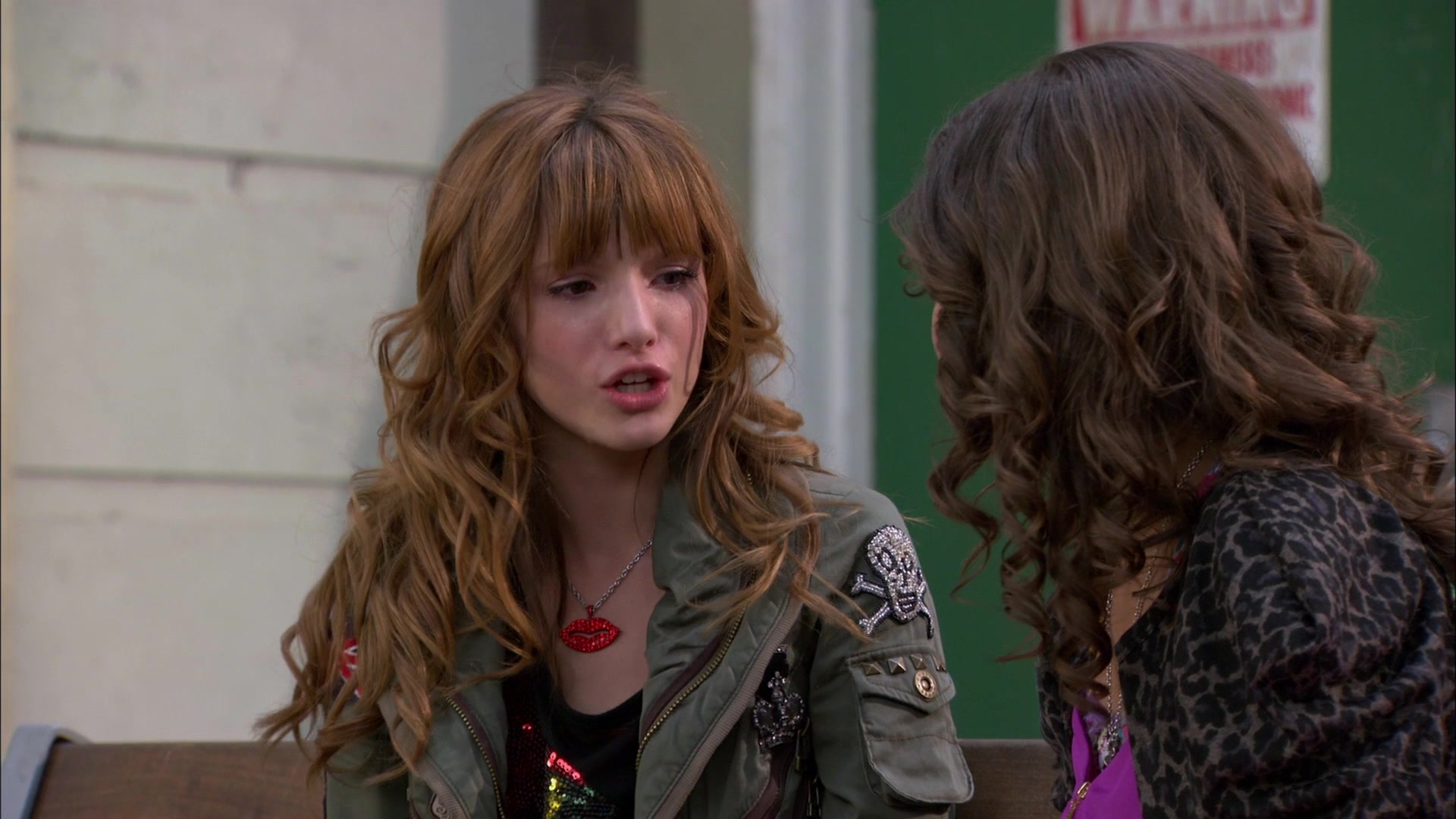 Shake_It_Up_S01E01_1080p_BTD_002232.jpg