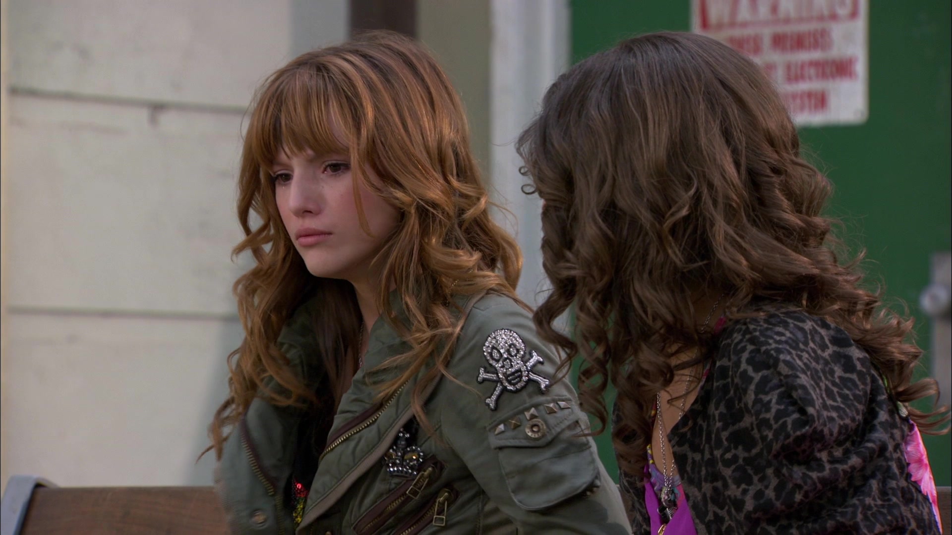 Shake_It_Up_S01E01_1080p_BTD_002238.jpg