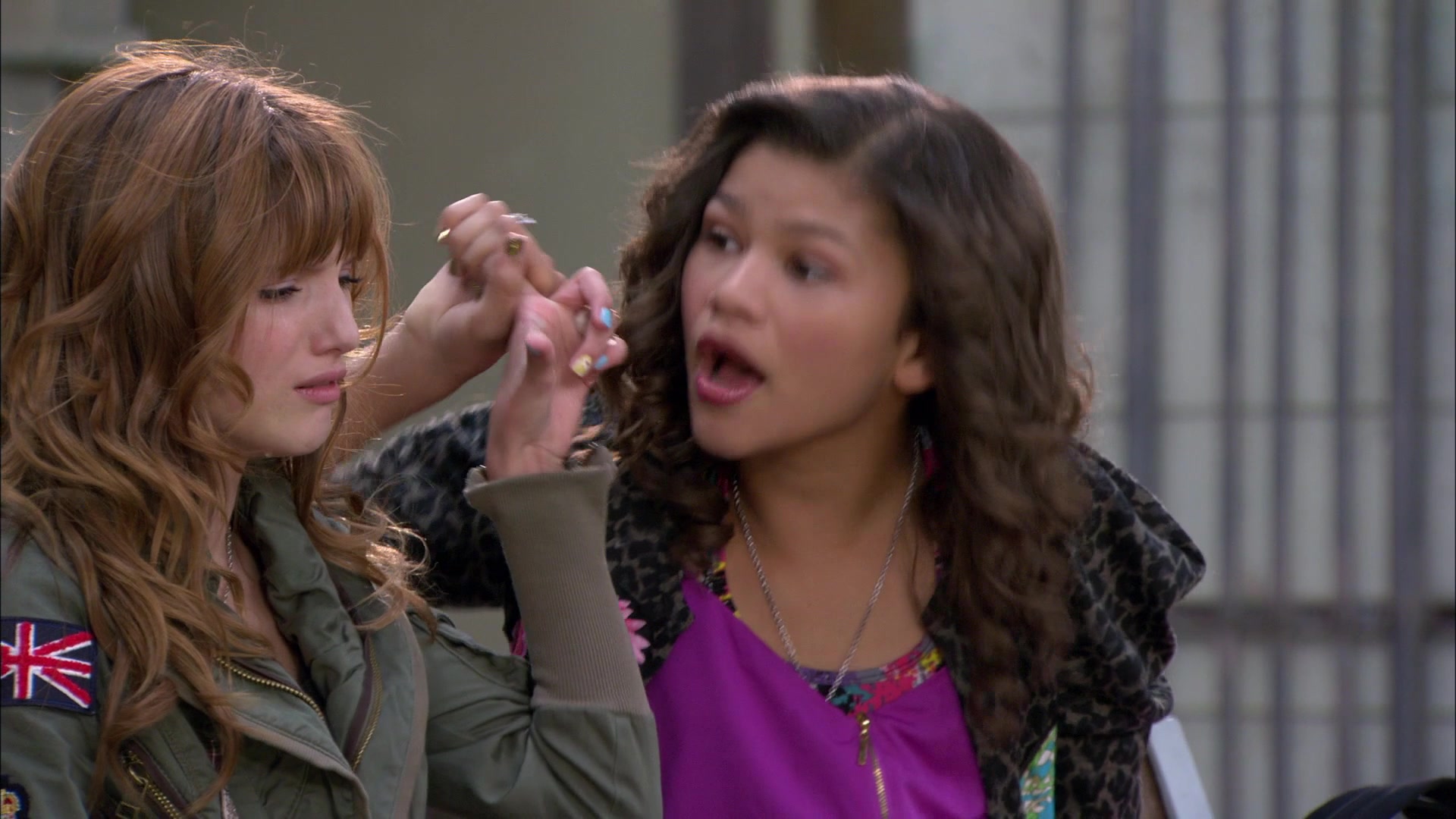 Shake_It_Up_S01E01_1080p_BTD_002266.jpg