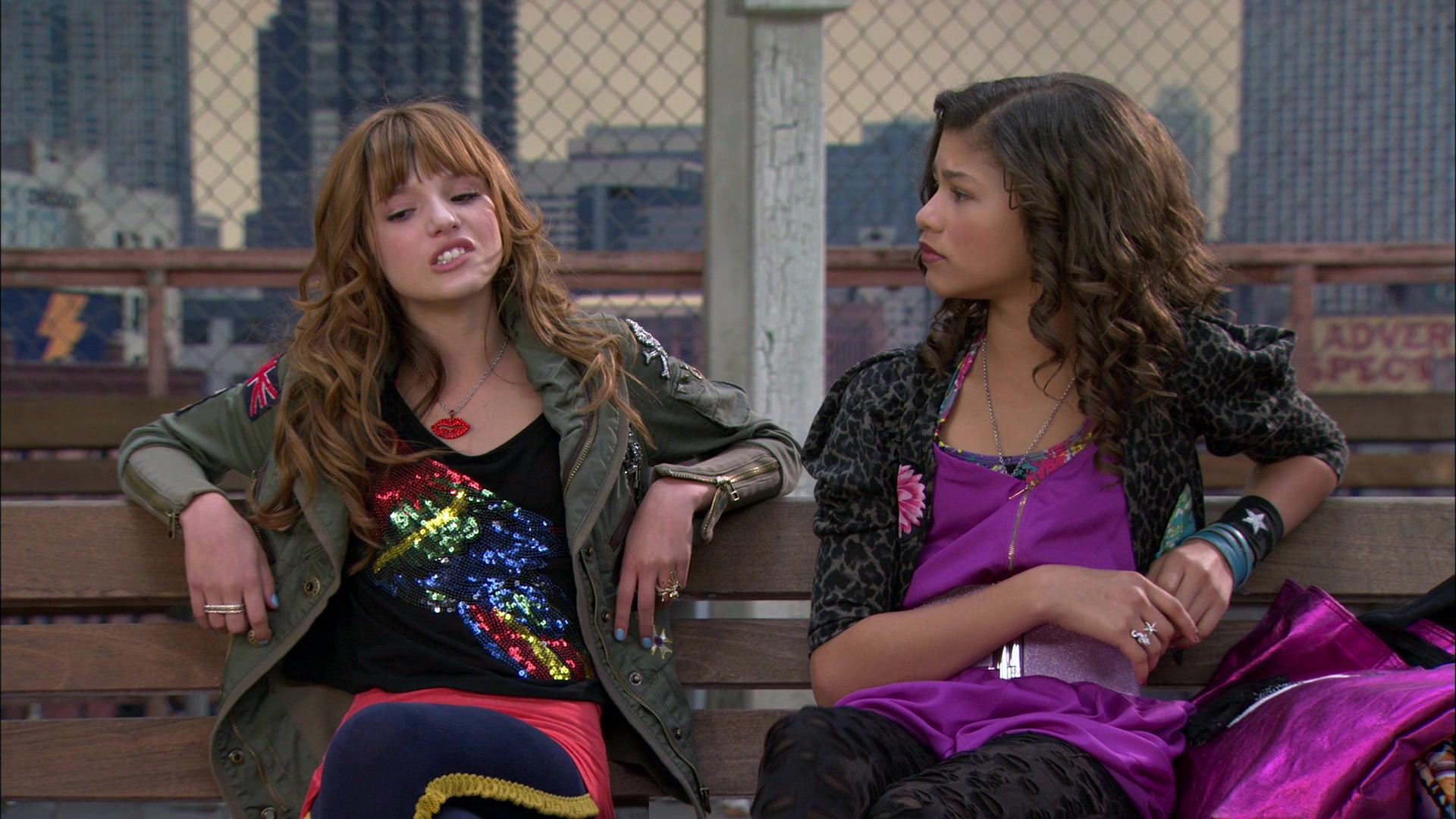 Shake_It_Up_S01E01_1080p_BTD_002336.jpg Shake_It_Up_S01E01_1080p_BTD_002336.jpg