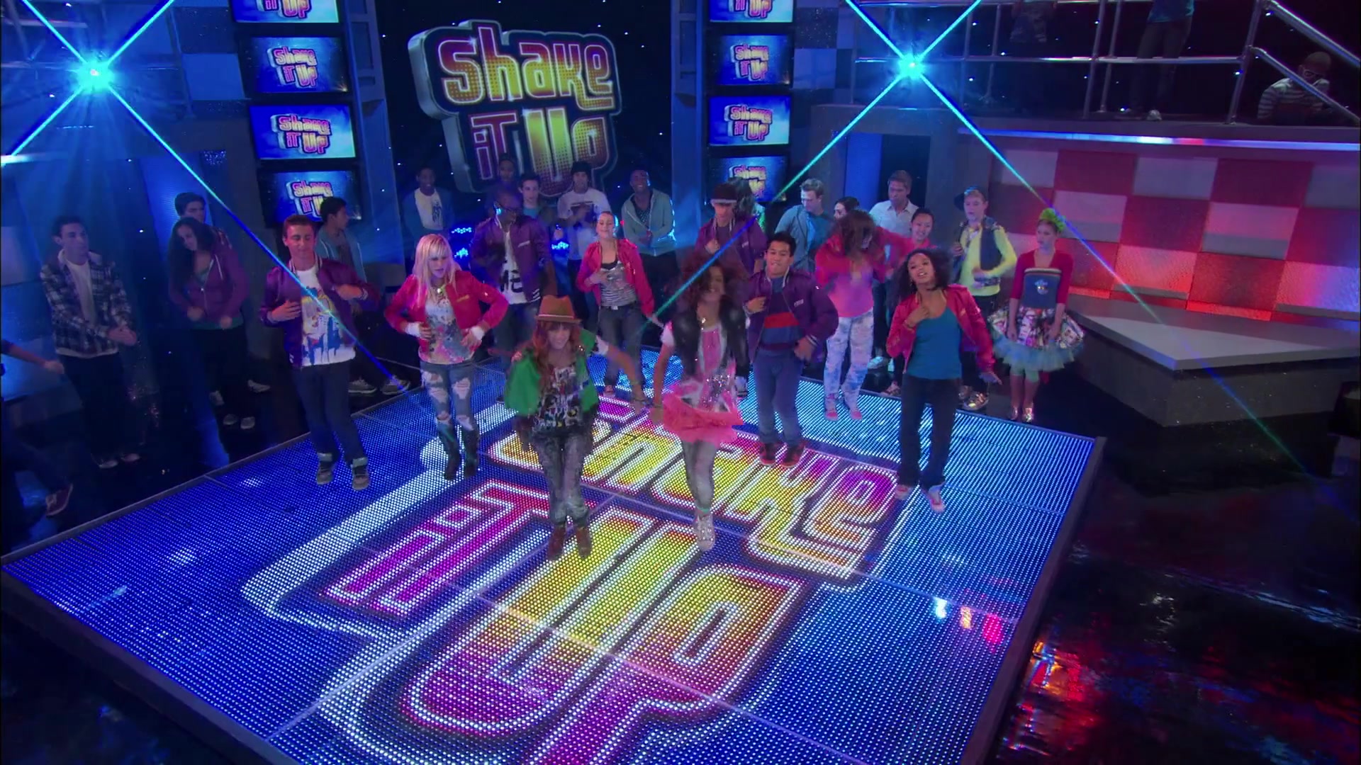 Shake_It_Up_S01E01_1080p_BTD_002764.jpg