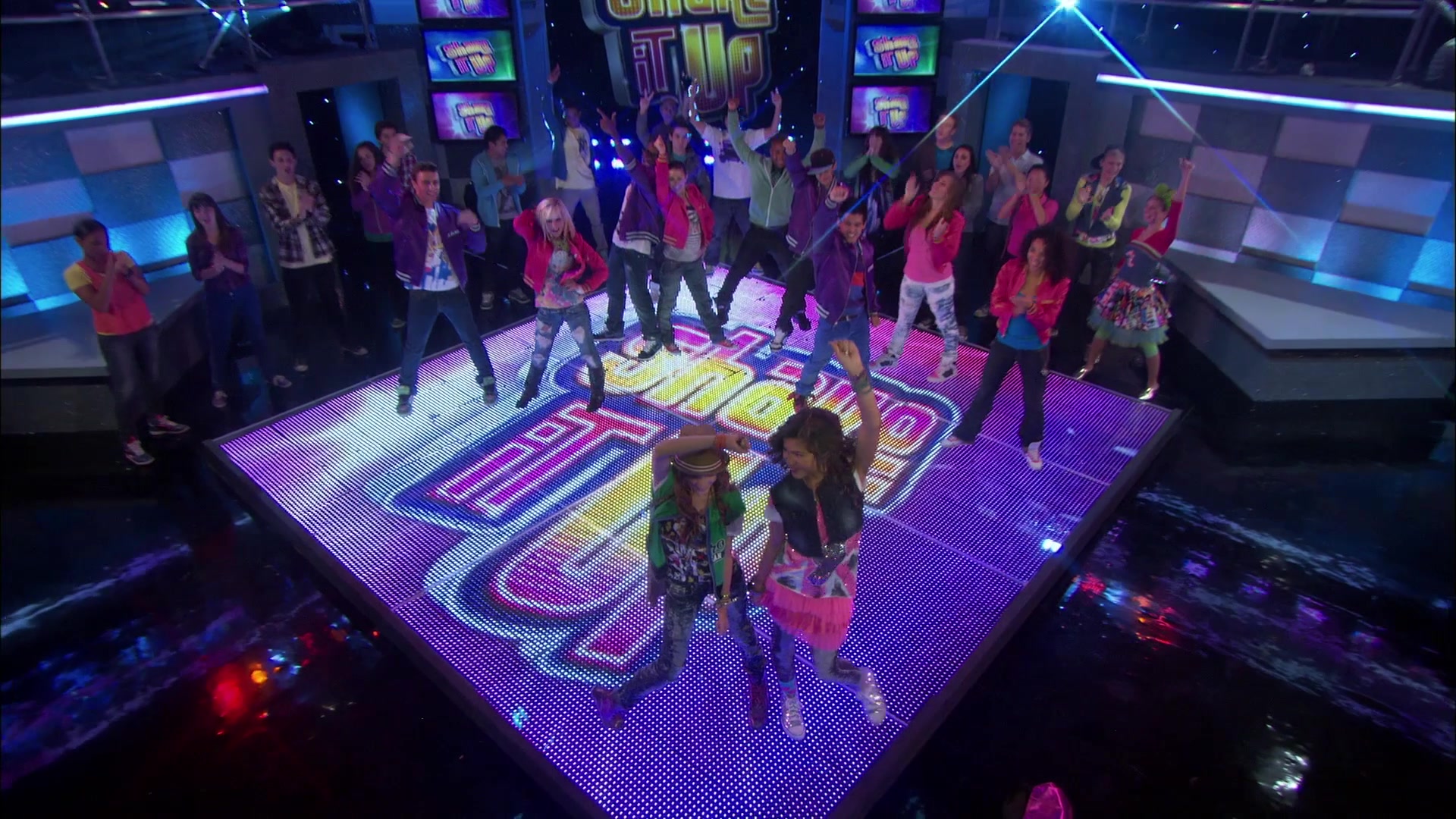 Shake_It_Up_S01E01_1080p_BTD_002847.jpg
