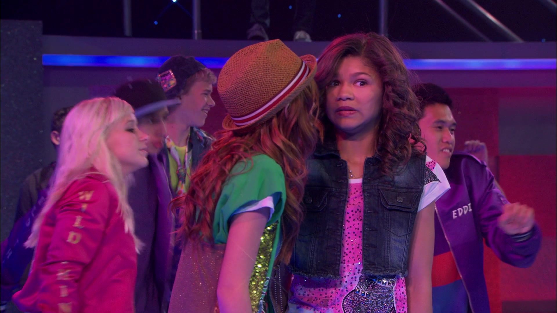Shake_It_Up_S01E01_1080p_BTD_003093.jpg Shake_It_Up_S01E01_1080p_BTD_003093.jpg