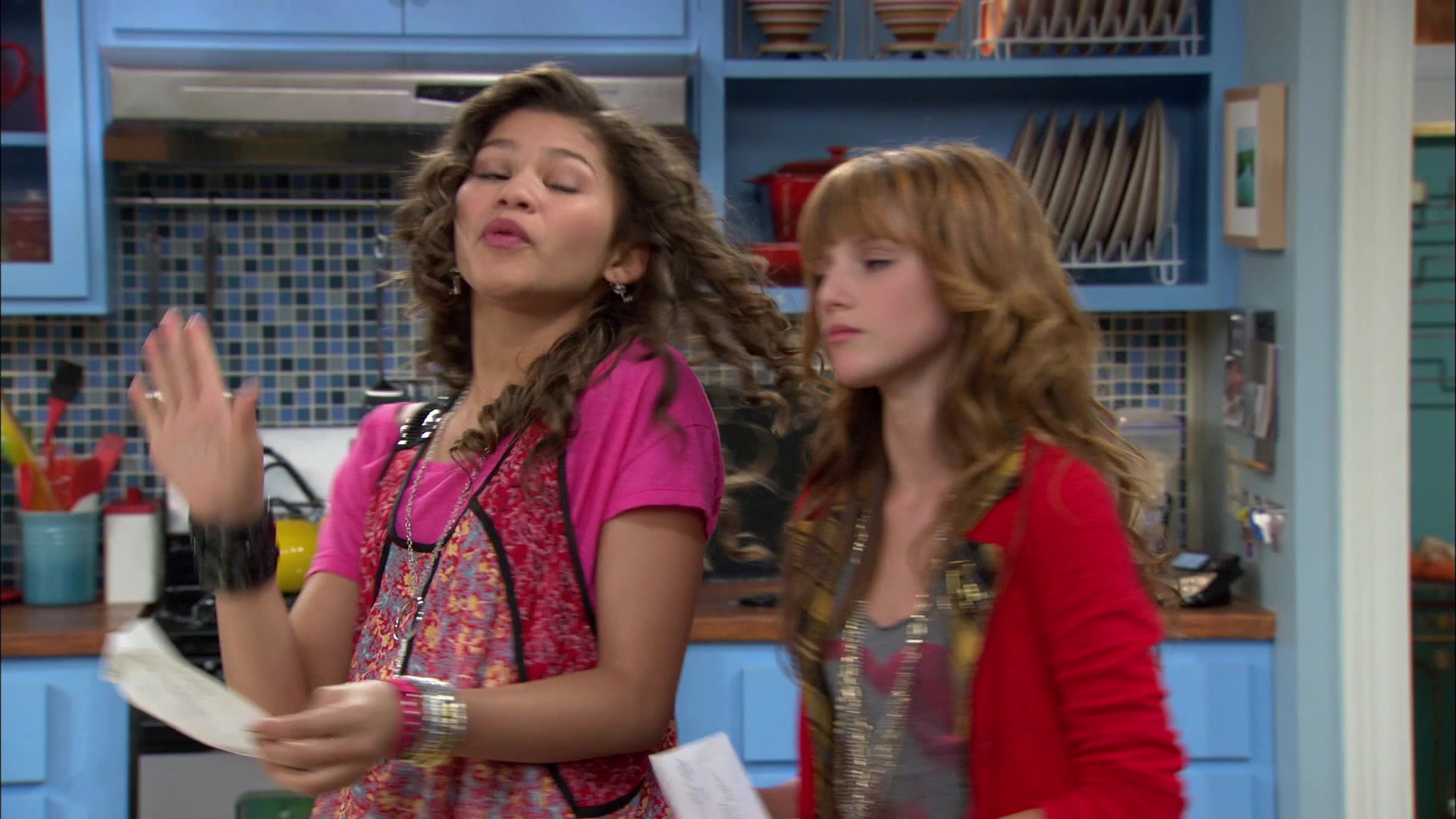 Shake_It_Up_S01E01_1080p_BTD_003182.jpg Shake_It_Up_S01E01_1080p_BTD_003182.jpg