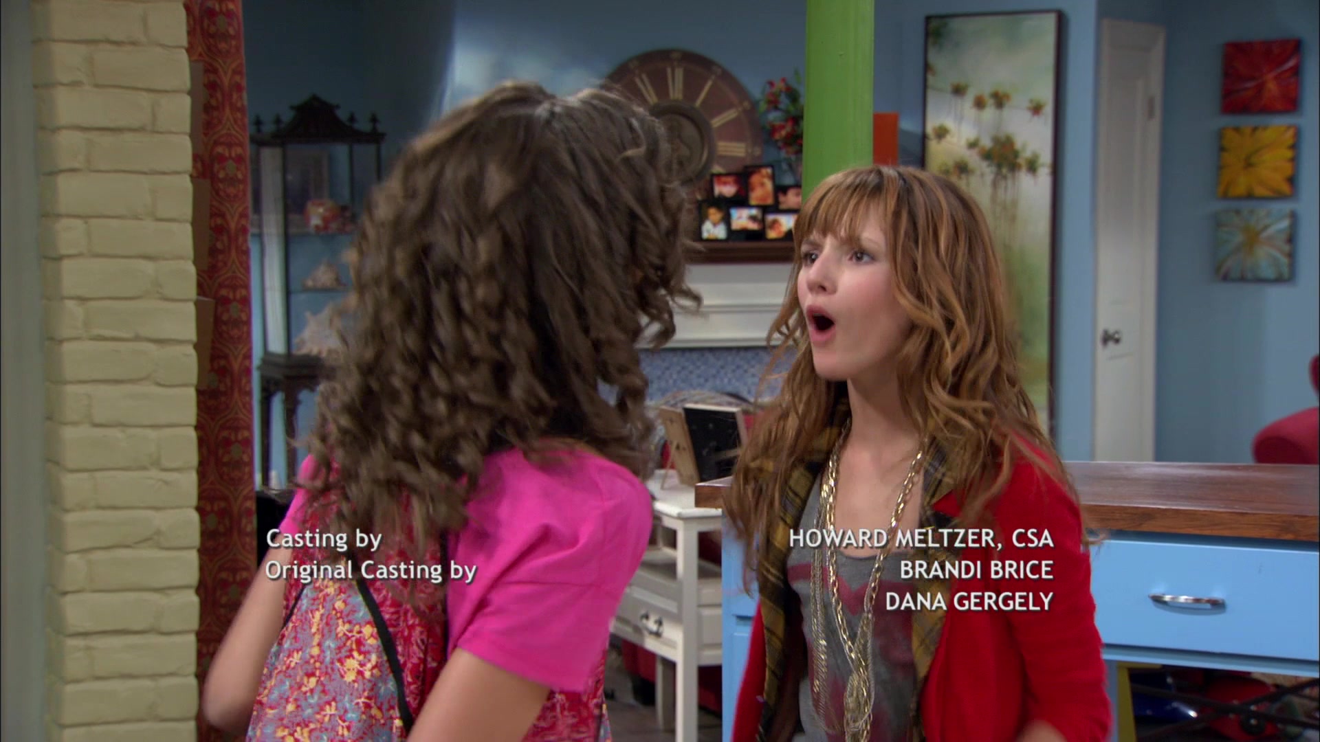 Shake_It_Up_S01E01_1080p_BTD_003221.jpg