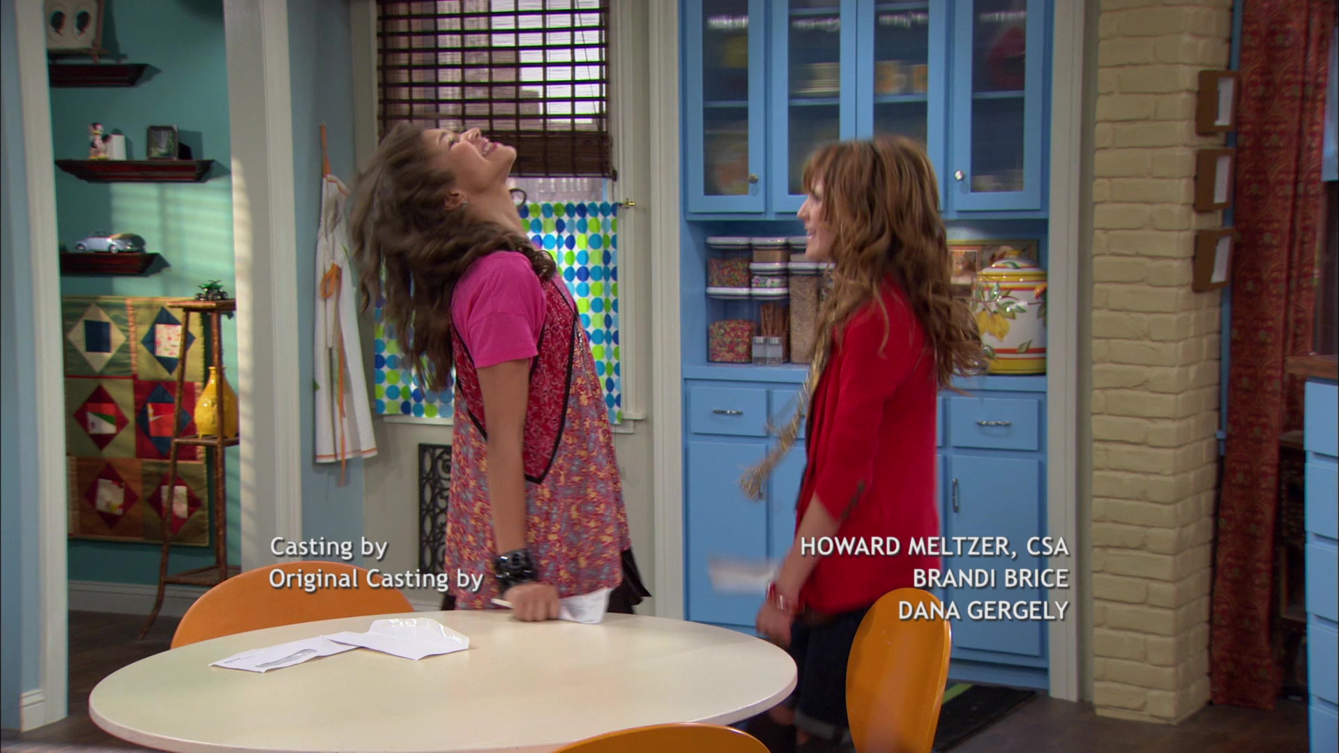 Shake_It_Up_S01E01_1080p_BTD_003223.jpg Shake_It_Up_S01E01_1080p_BTD_003223.jpg