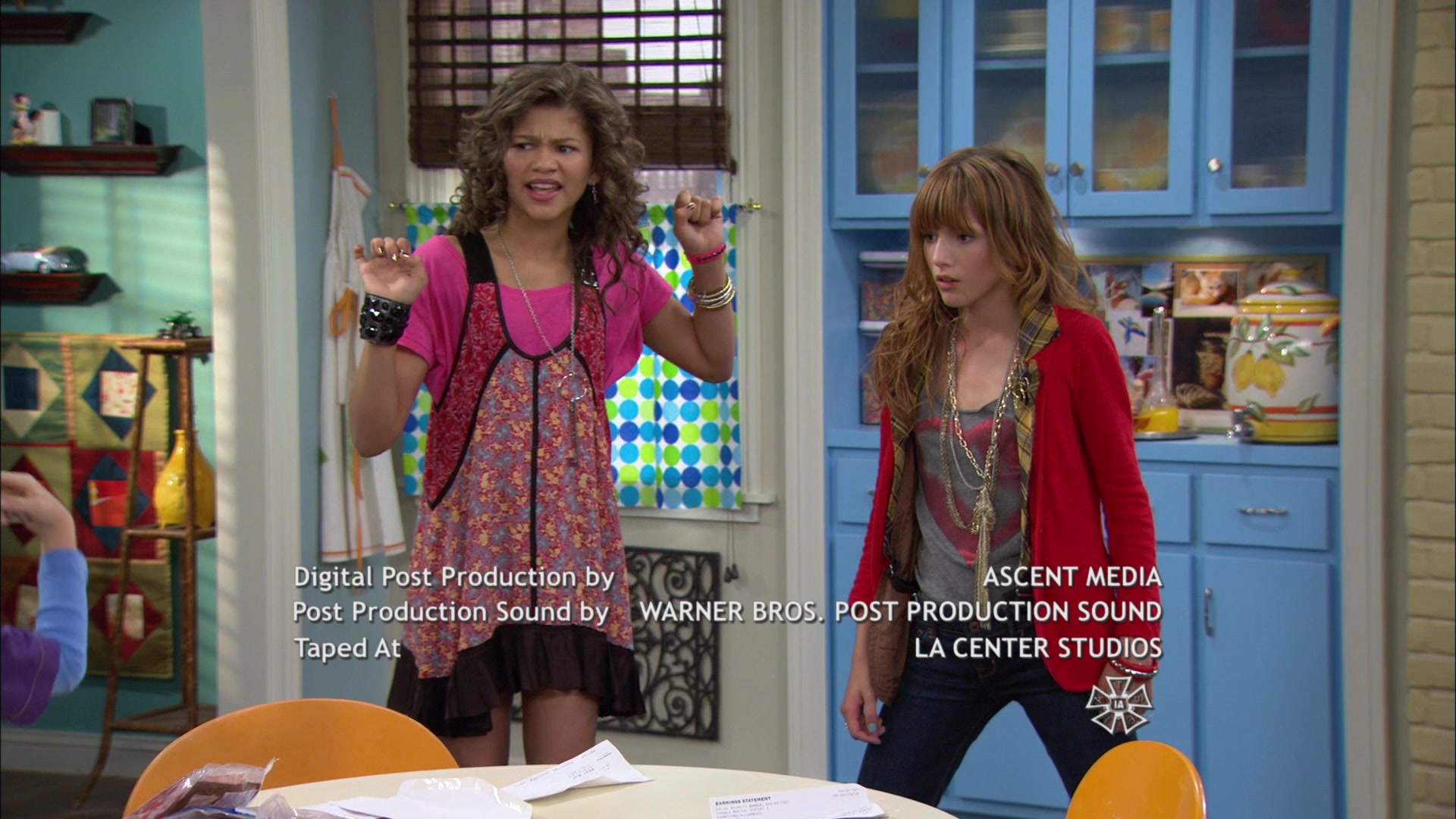 Shake_It_Up_S01E01_1080p_BTD_003253.jpg Shake_It_Up_S01E01_1080p_BTD_003253.jpg
