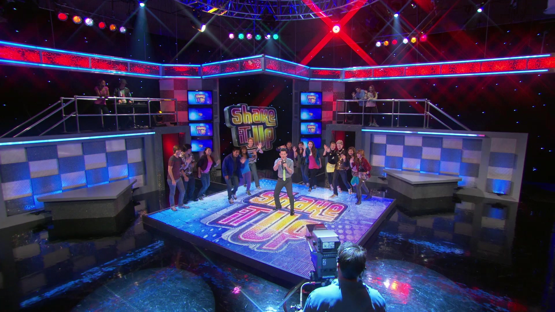 Shake_It_Up_S01E02_1080p_BTD_000018.jpg Shake_It_Up_S01E02_1080p_BTD_000018.jpg
