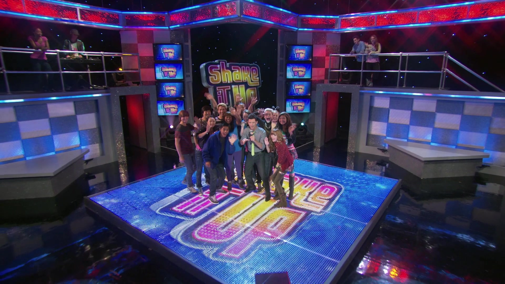 Shake_It_Up_S01E02_1080p_BTD_000022.jpg