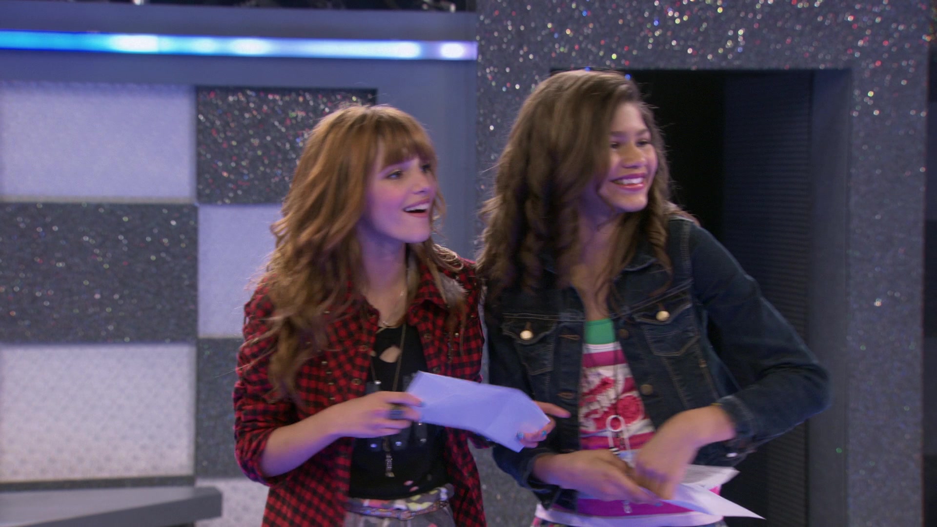 Shake_It_Up_S01E02_1080p_BTD_000167.jpg Shake_It_Up_S01E02_1080p_BTD_000167.jpg