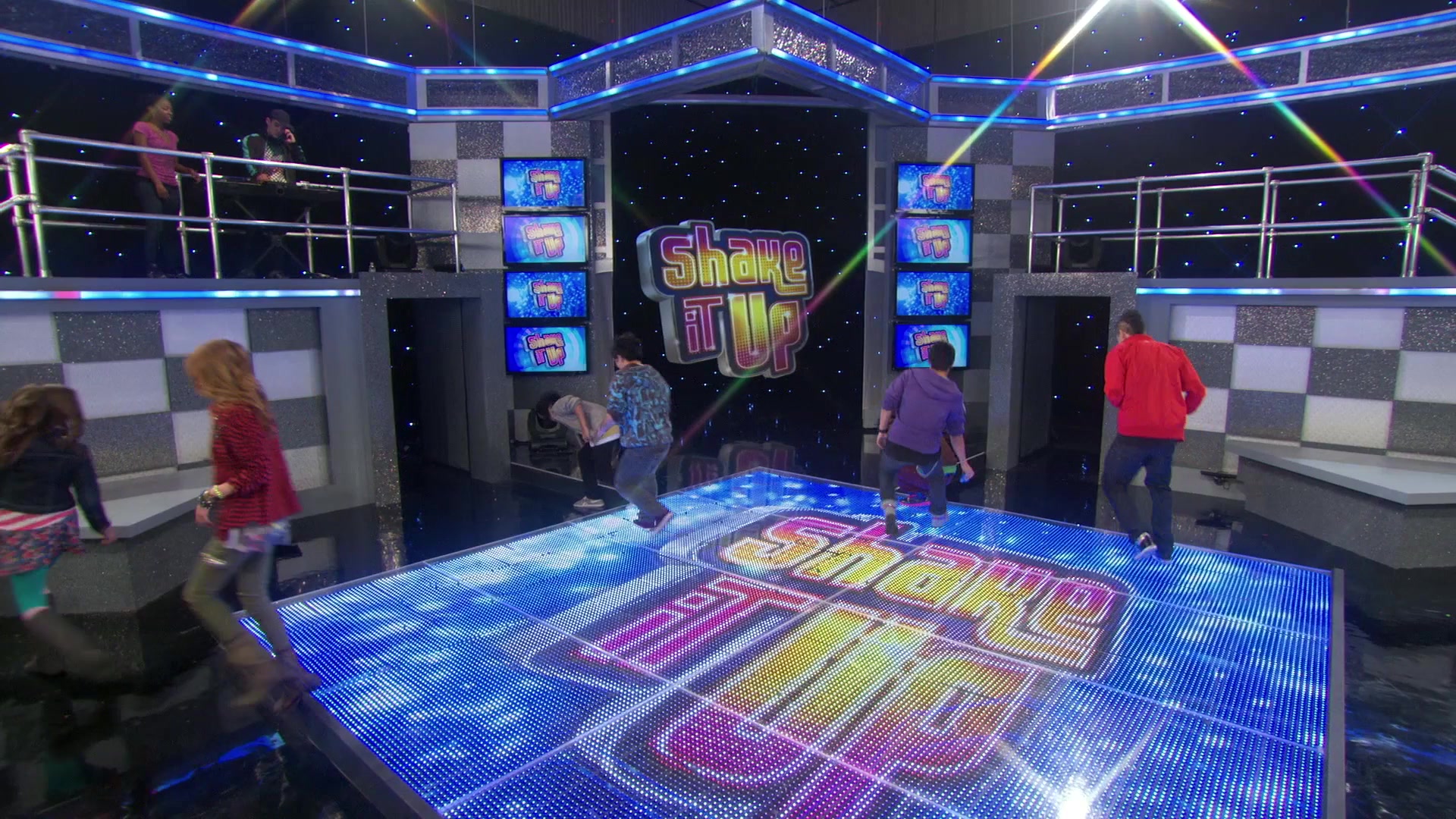 Shake_It_Up_S01E02_1080p_BTD_000236.jpg