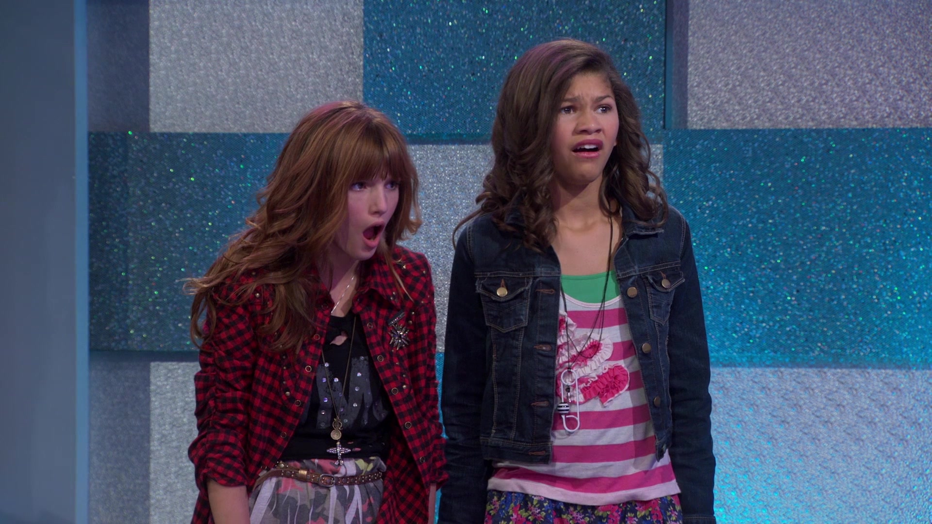 Shake_It_Up_S01E02_1080p_BTD_000355.jpg Shake_It_Up_S01E02_1080p_BTD_000355.jpg