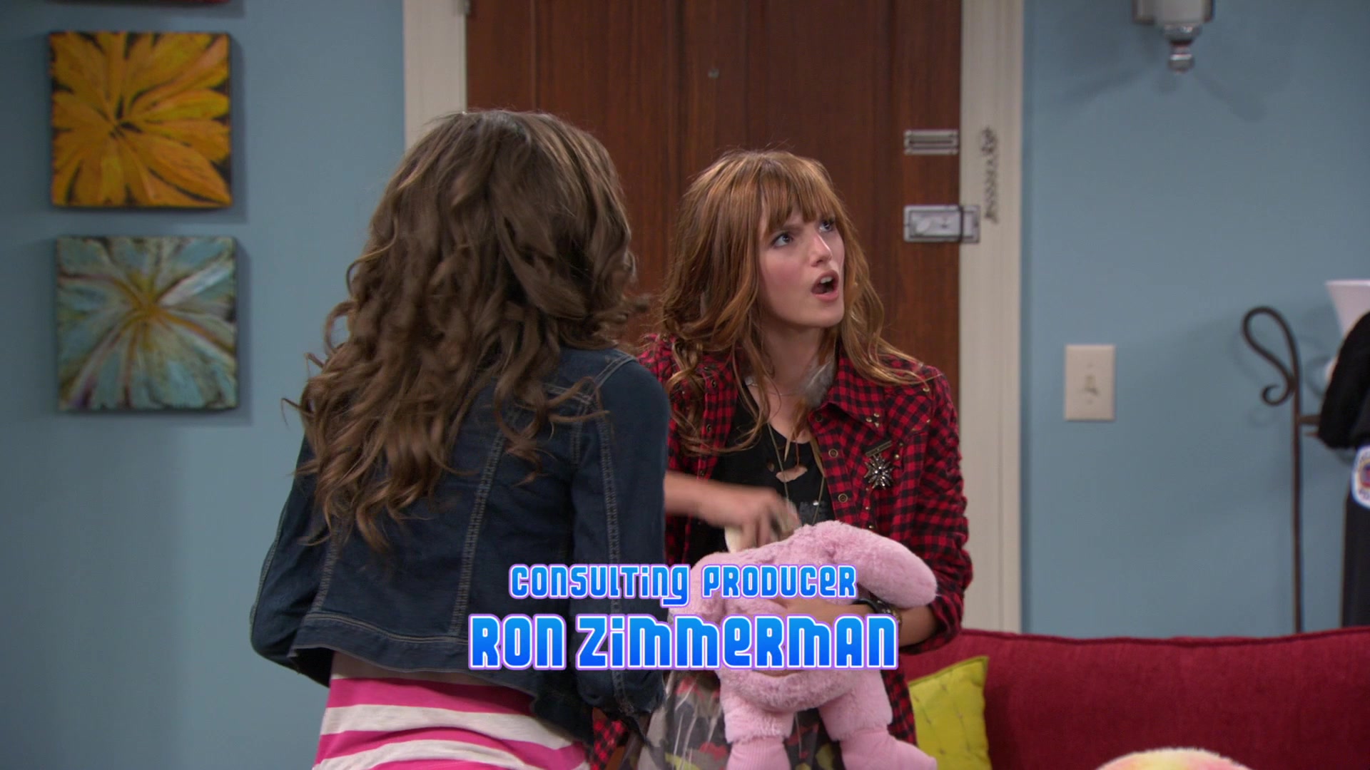 Shake_It_Up_S01E02_1080p_BTD_000550.jpg