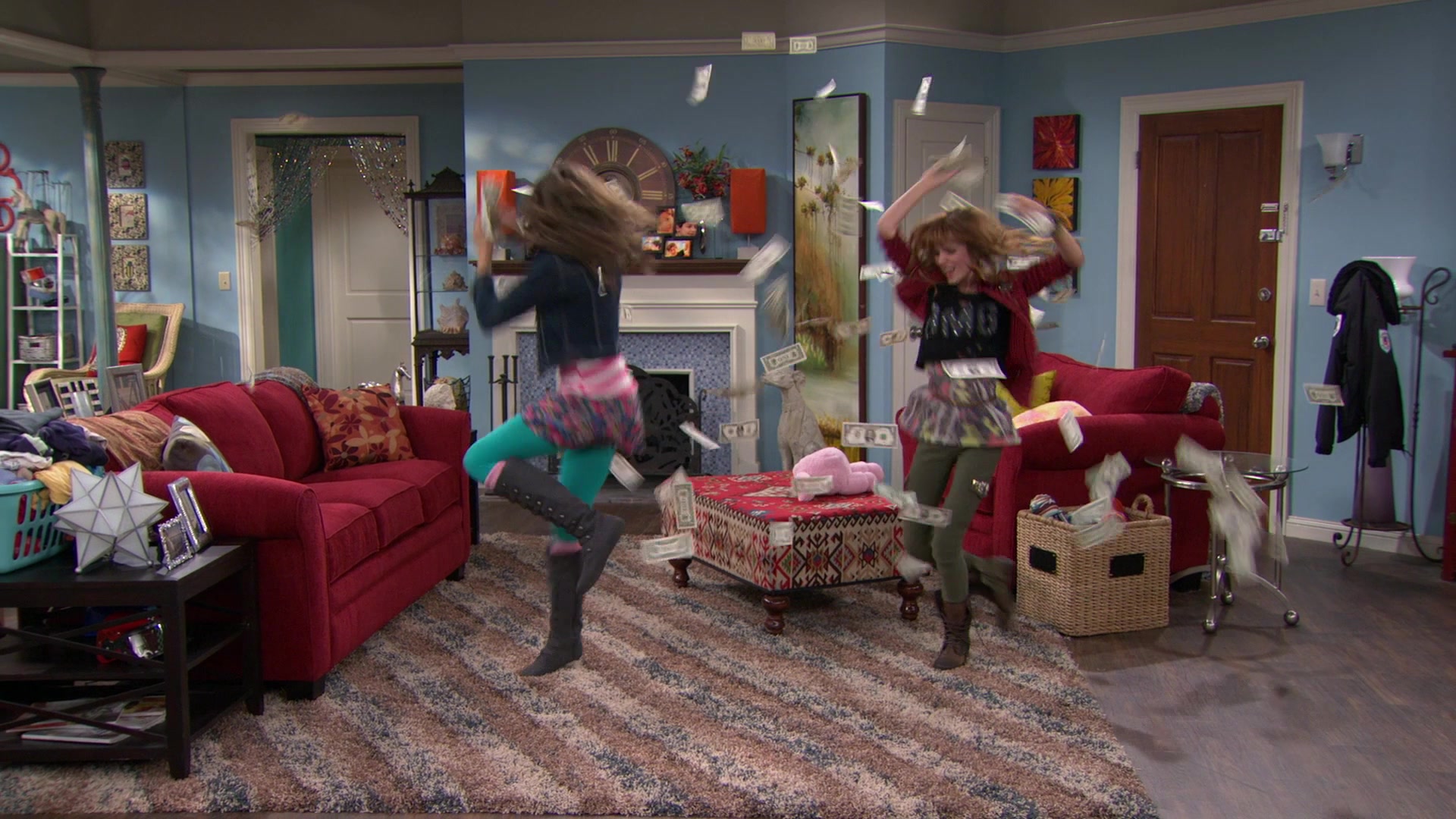 Shake_It_Up_S01E02_1080p_BTD_000557.jpg Shake_It_Up_S01E02_1080p_BTD_000557.jpg
