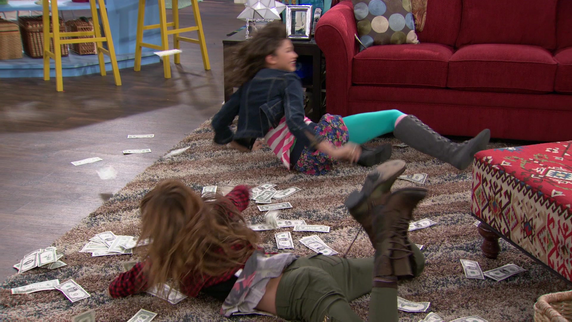 Shake_It_Up_S01E02_1080p_BTD_000573.jpg