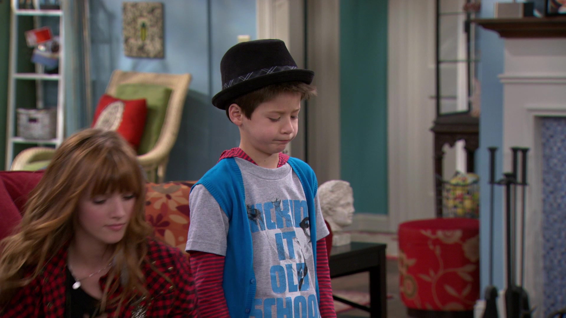 Shake_It_Up_S01E02_1080p_BTD_000718.jpg