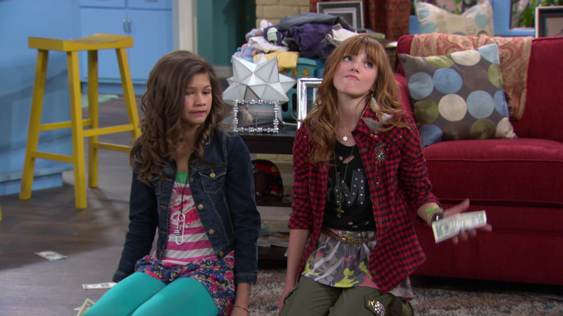 Shake_It_Up_S01E02_1080p_BTD_000767.jpg Shake_It_Up_S01E02_1080p_BTD_000767.jpg