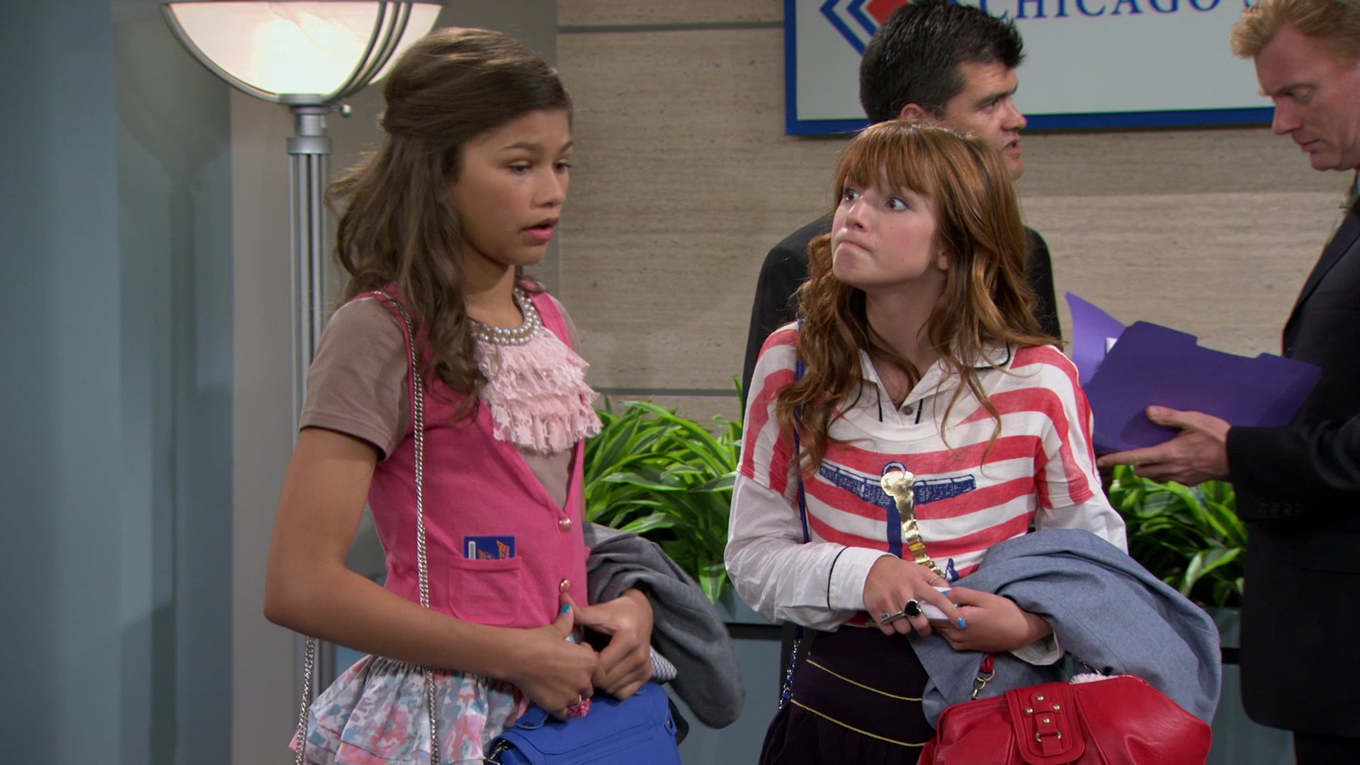 Shake_It_Up_S01E02_1080p_BTD_000788.jpg