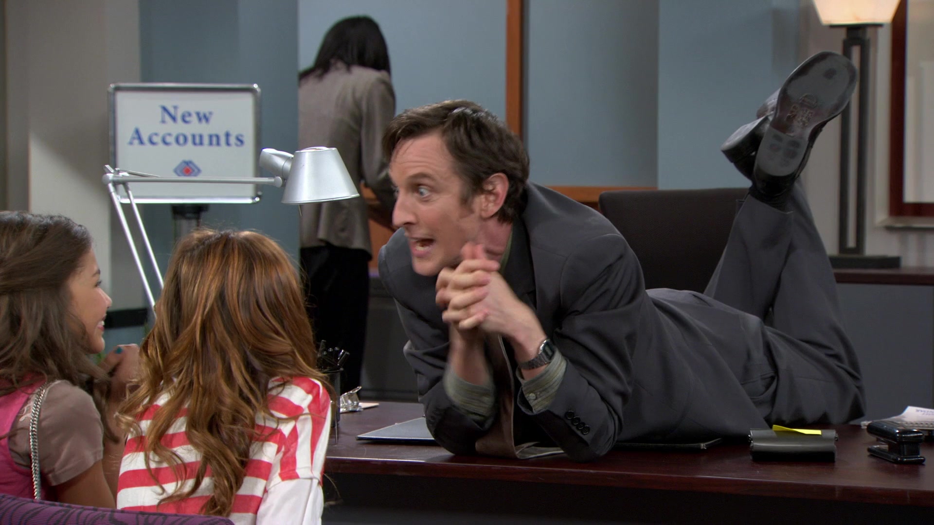 Shake_It_Up_S01E02_1080p_BTD_000853.jpg