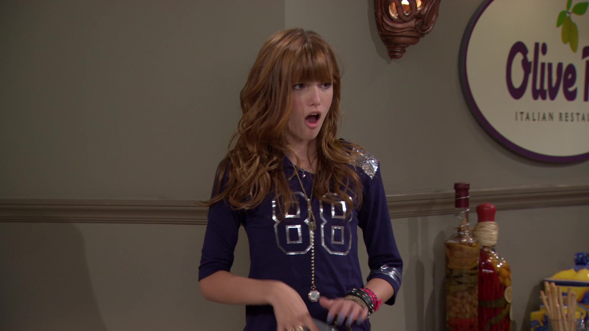 Shake_It_Up_S01E02_1080p_BTD_001569.jpg Shake_It_Up_S01E02_1080p_BTD_001569.jpg