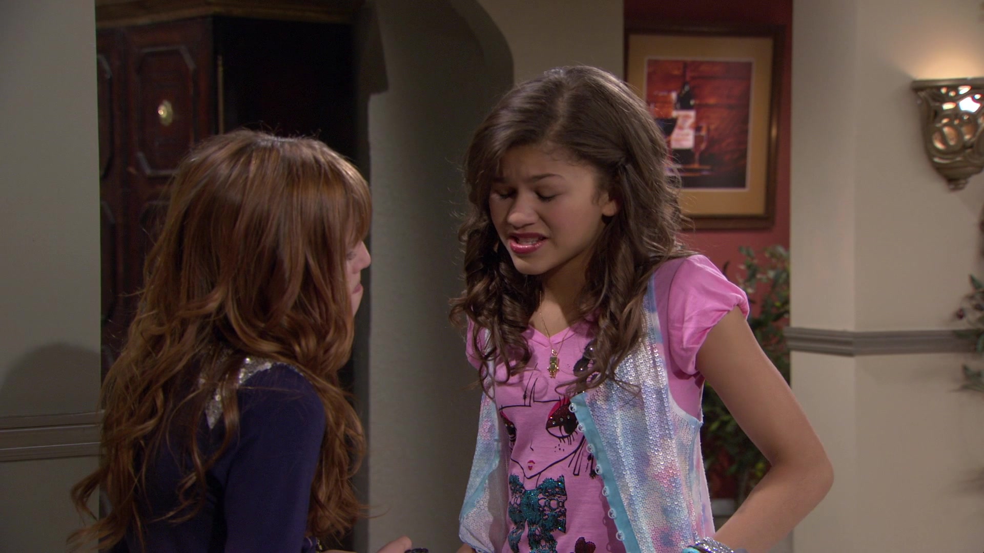 Shake_It_Up_S01E02_1080p_BTD_001608.jpg Shake_It_Up_S01E02_1080p_BTD_001608.jpg